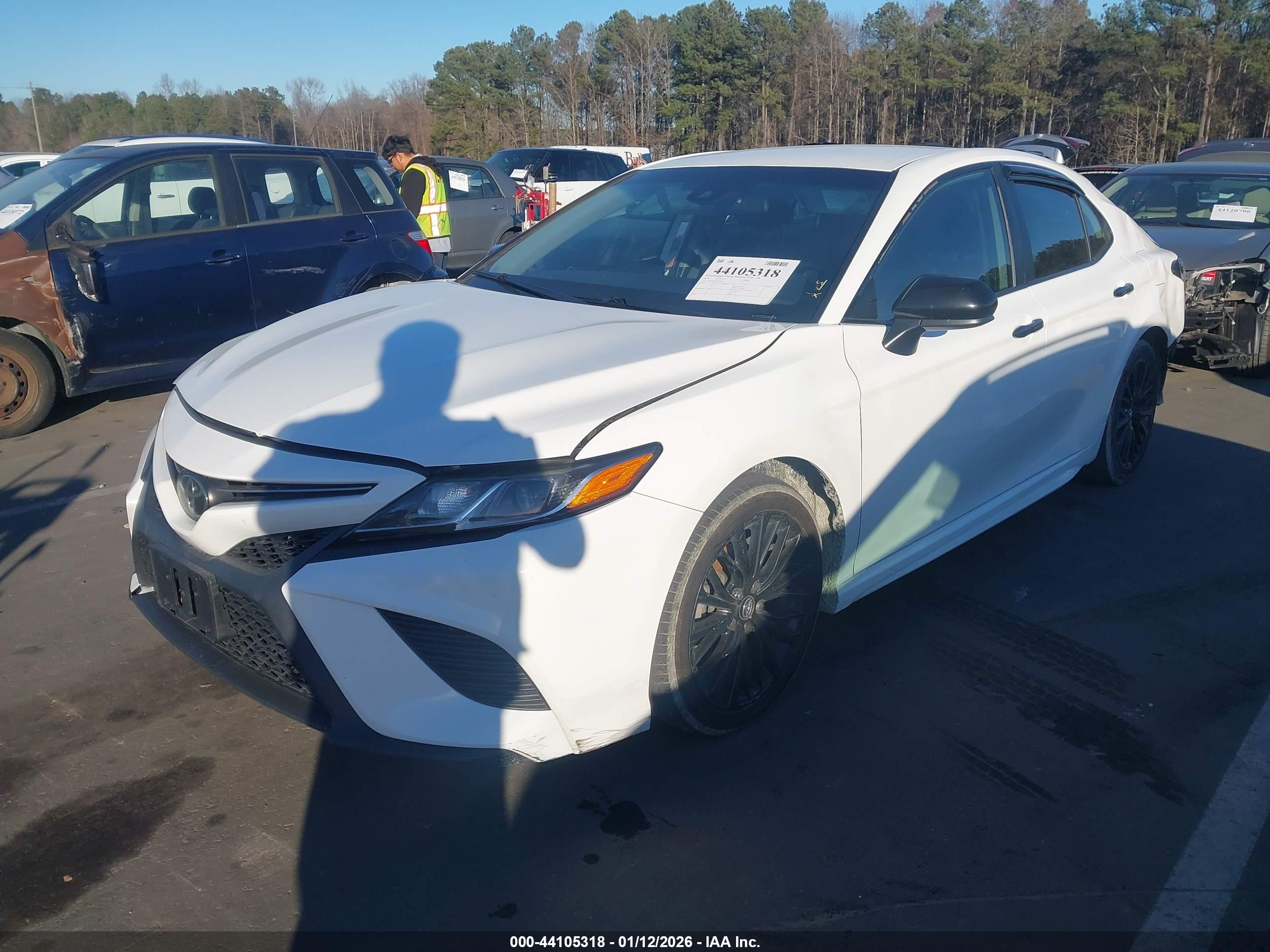 TOYOTA CAMRY image 2