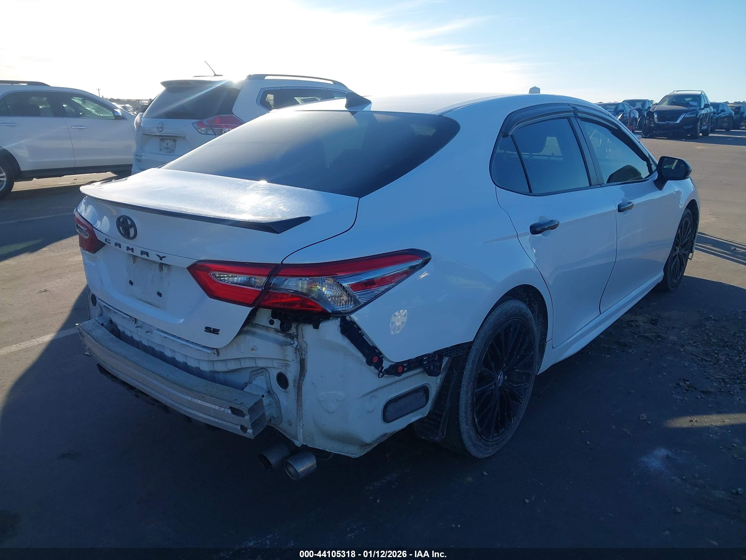 TOYOTA CAMRY image 4