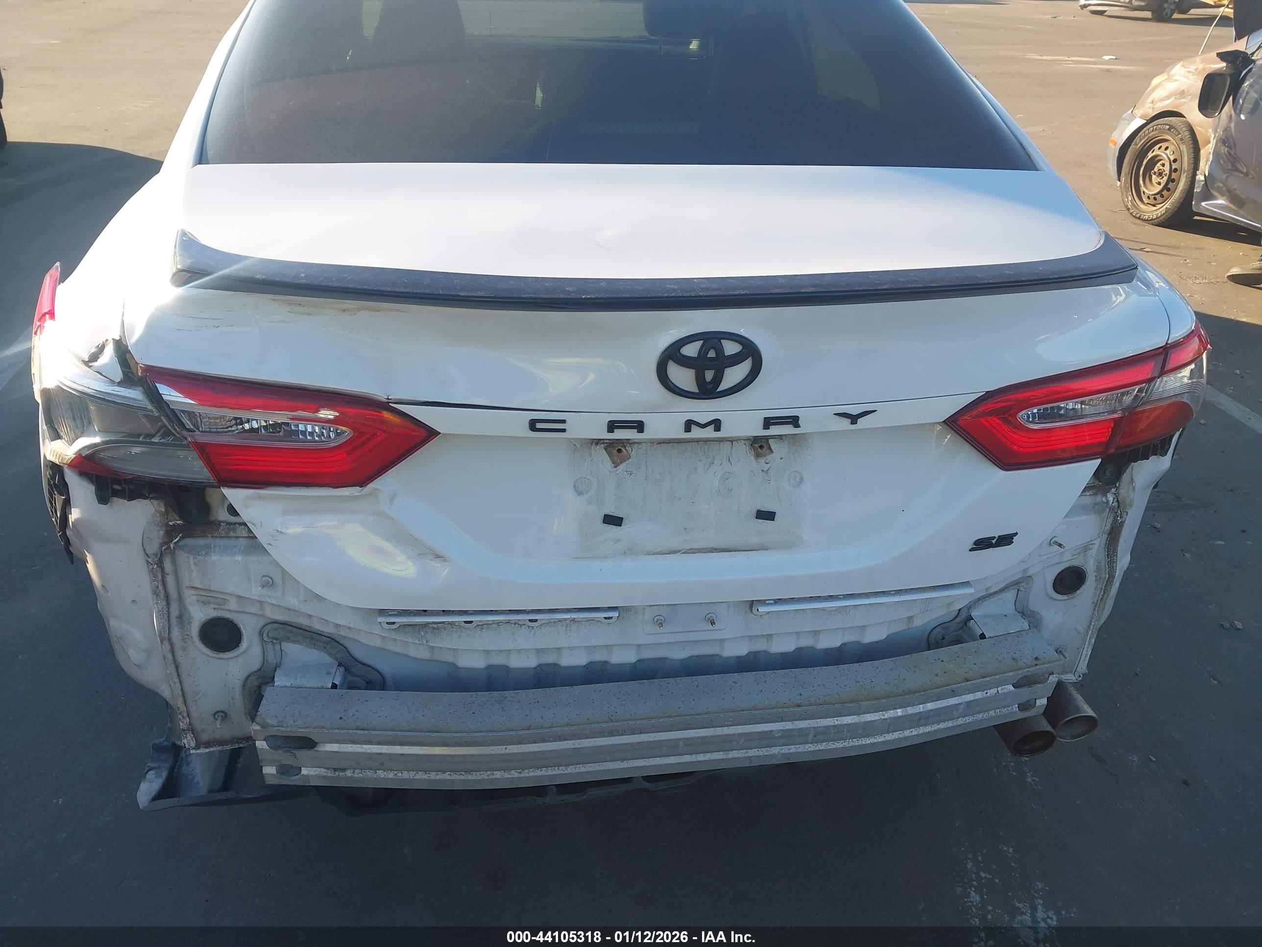 TOYOTA CAMRY image 6