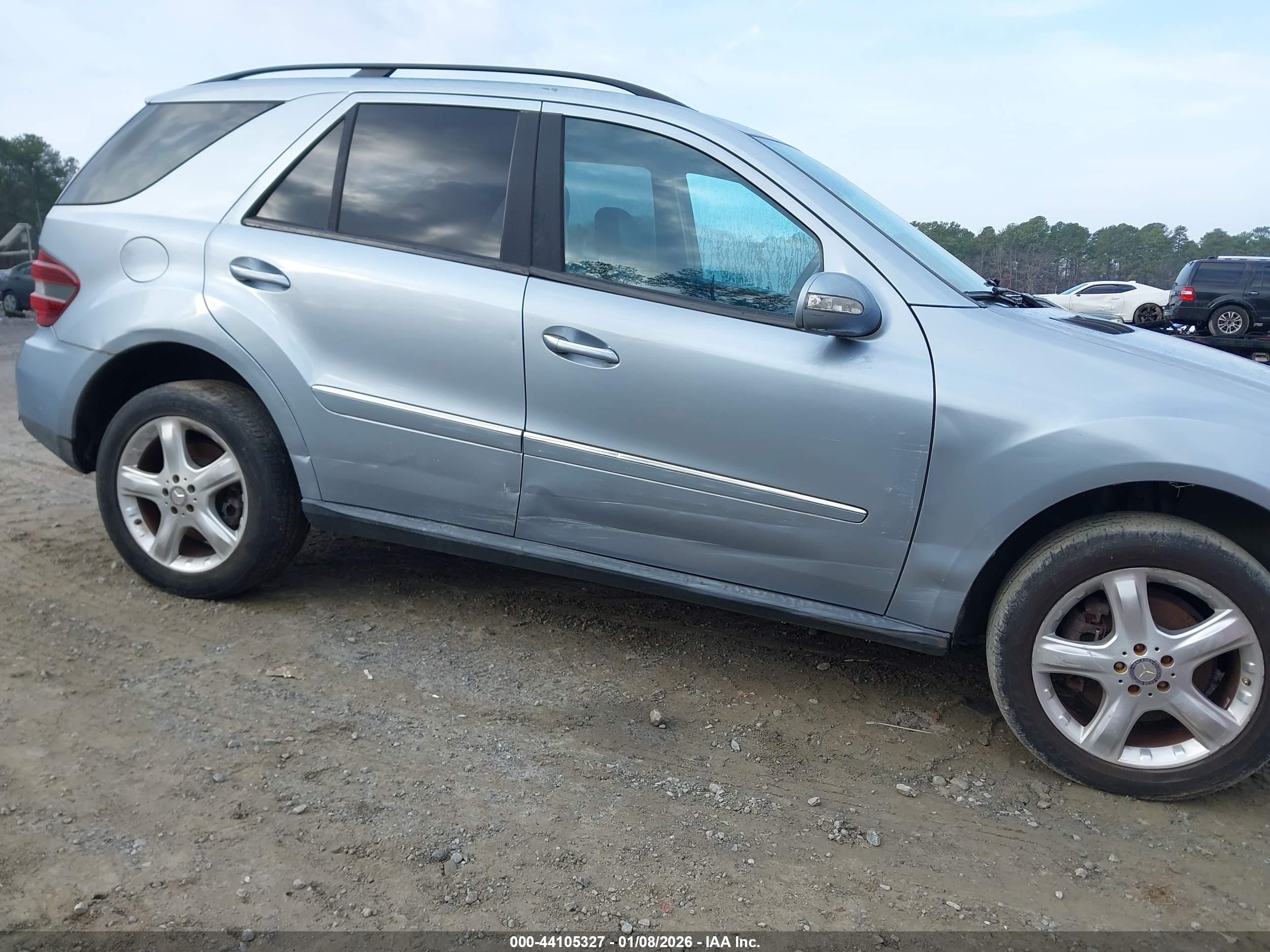 MERCEDES-BENZ ML image 6