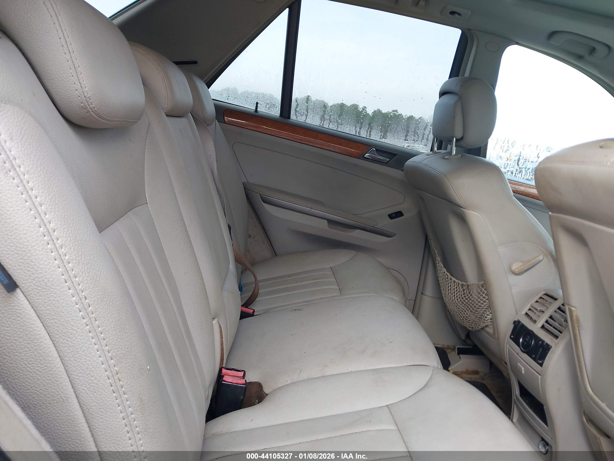 MERCEDES-BENZ ML image 8