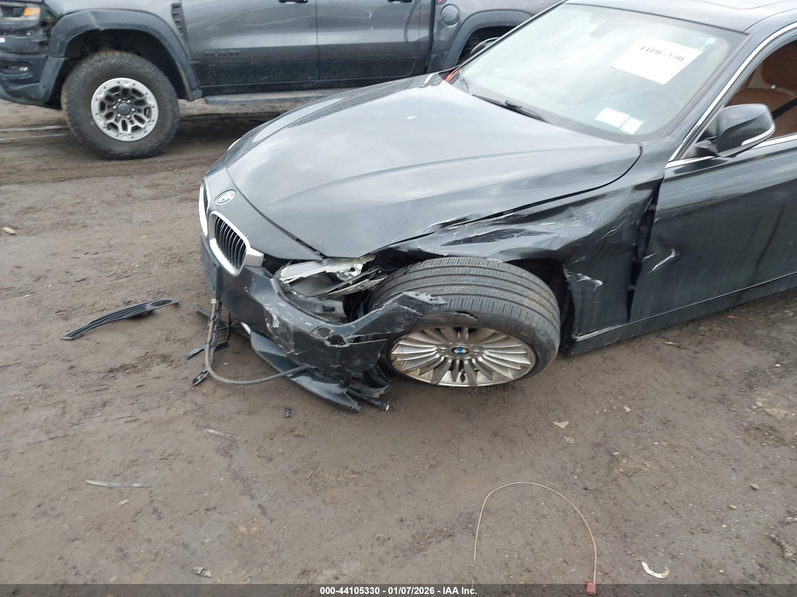BMW 328I image 6