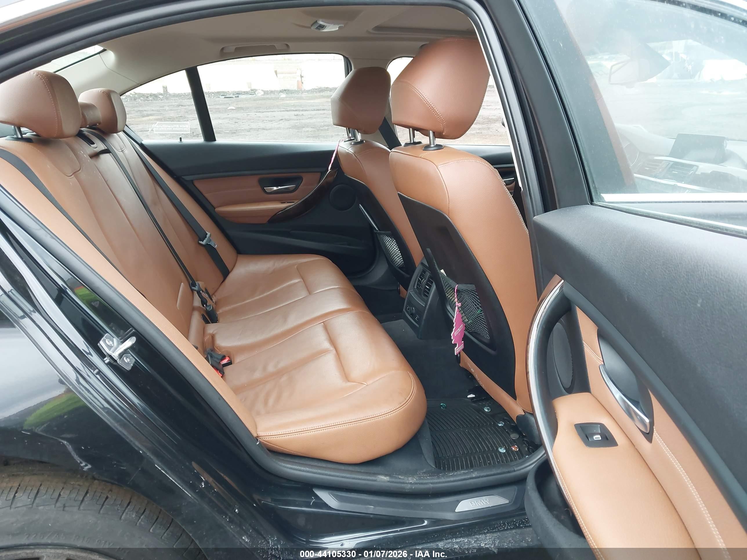 BMW 328I image 8
