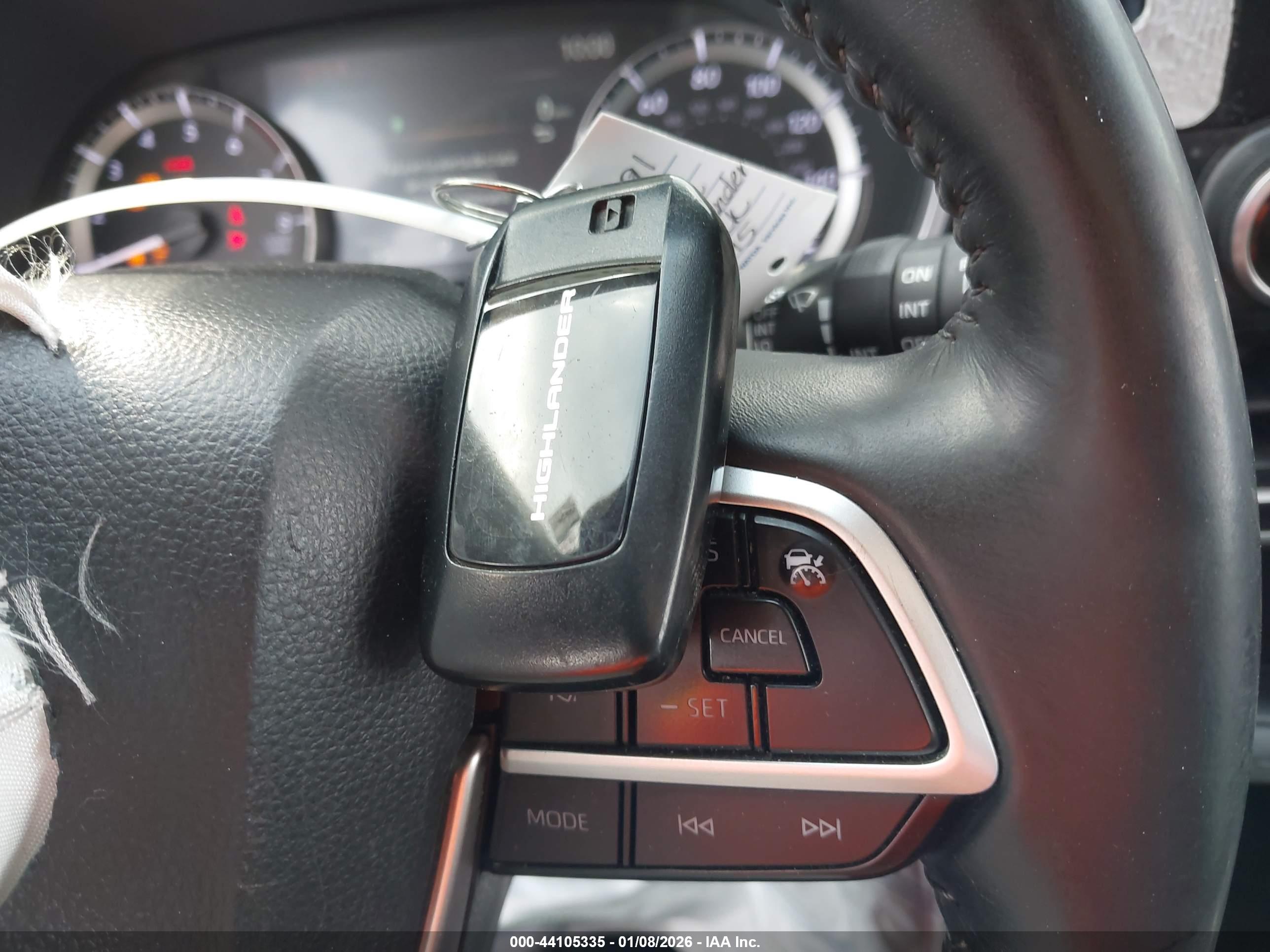 TOYOTA HIGHLANDER image 11