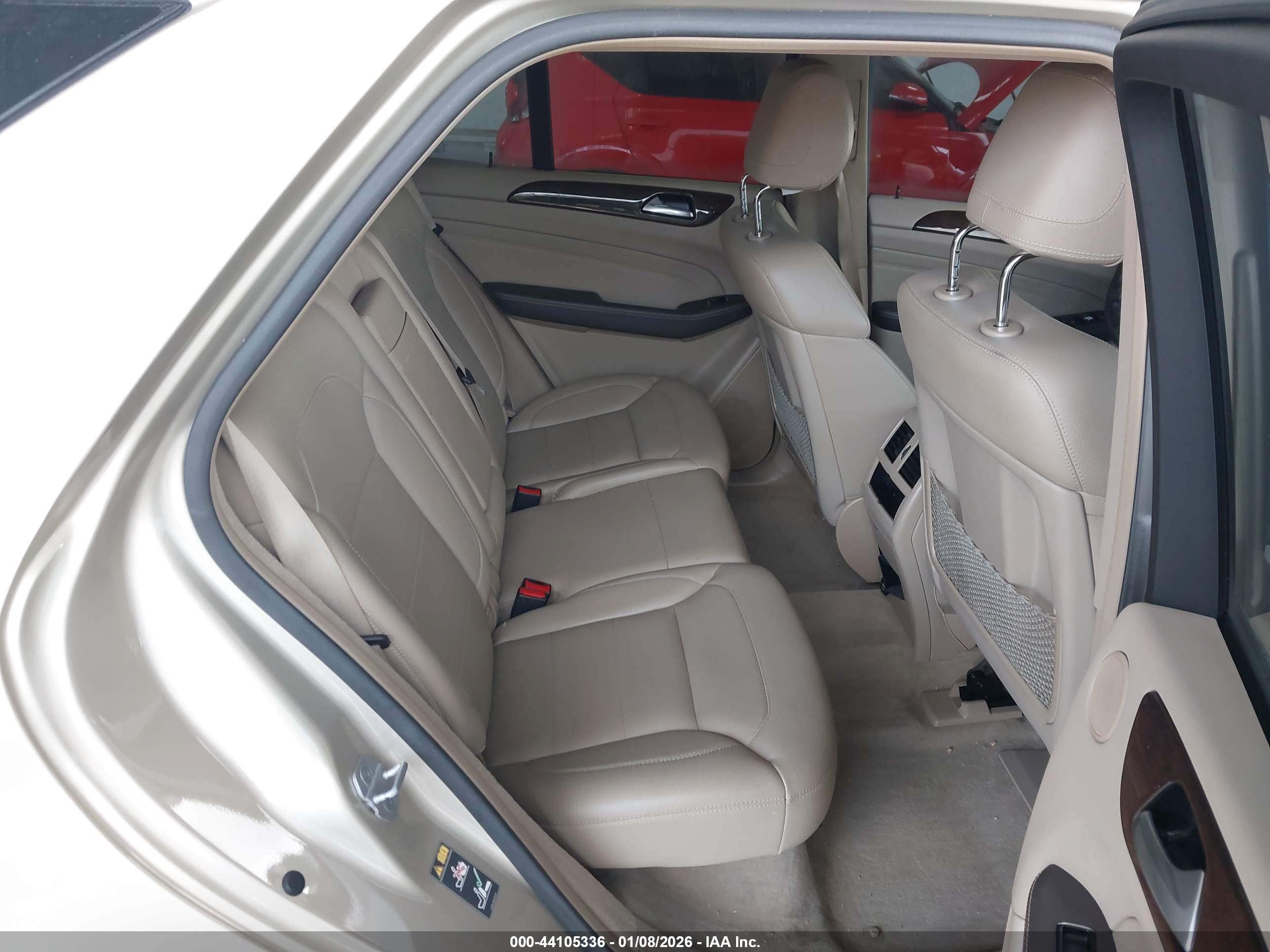 MERCEDES-BENZ ML image 8