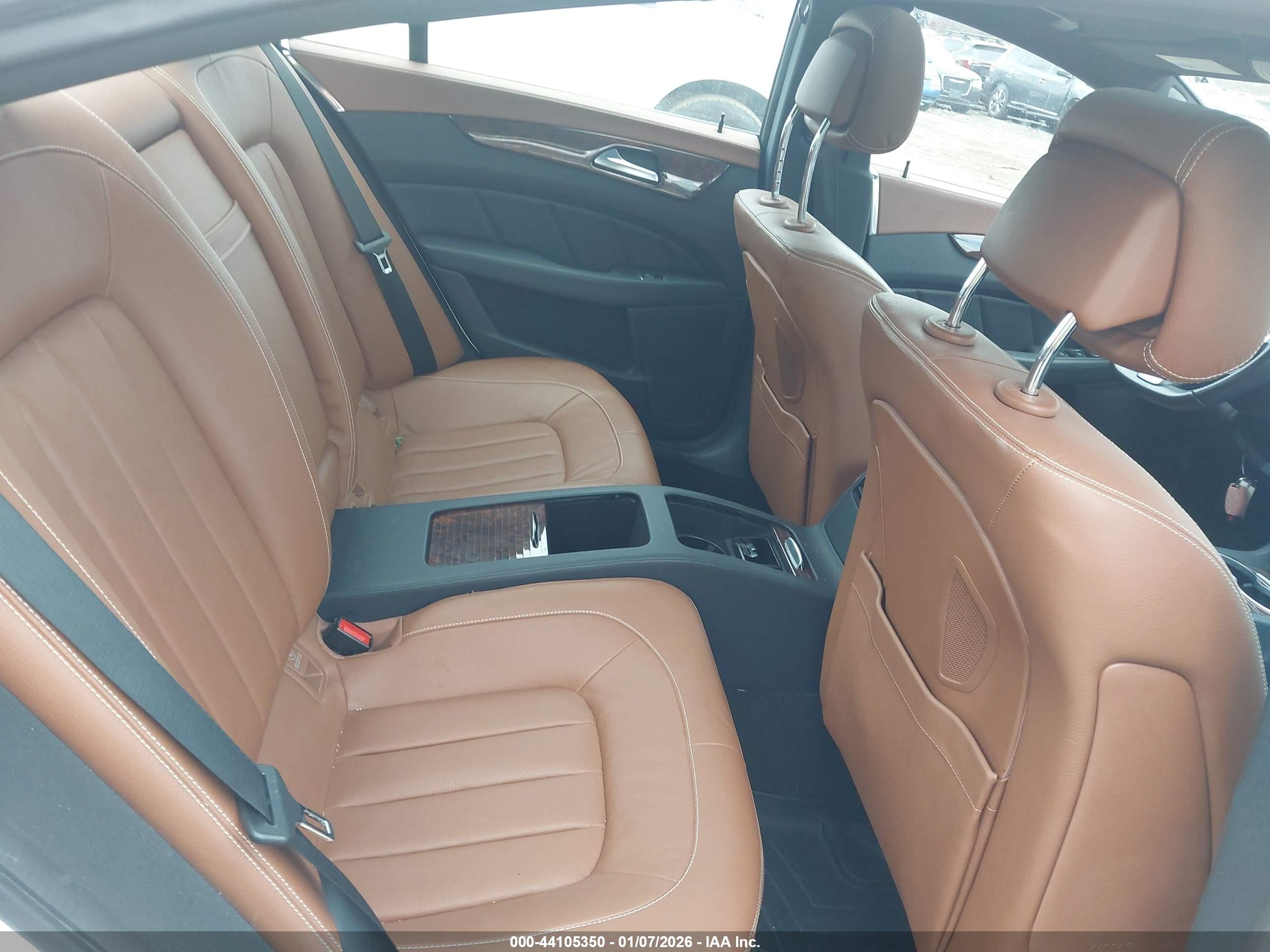 MERCEDES-BENZ CLS image 8