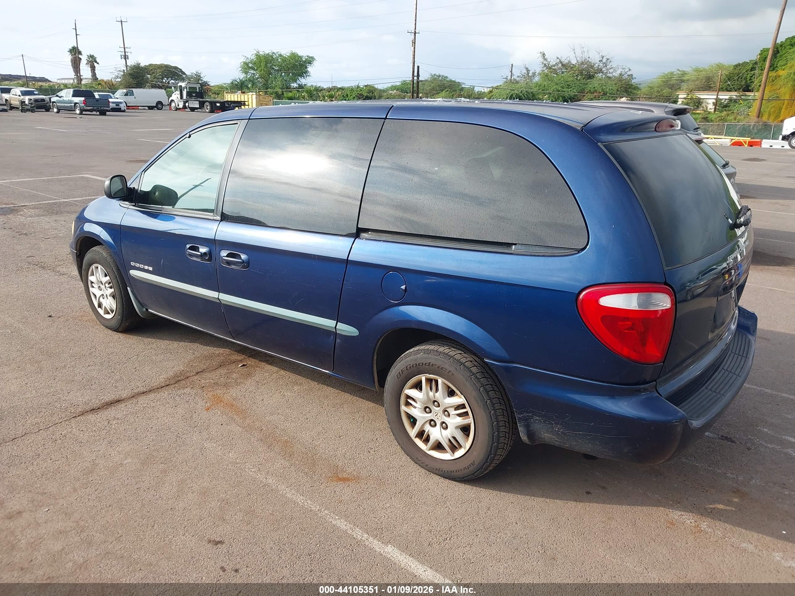 DODGE GRAND image 3