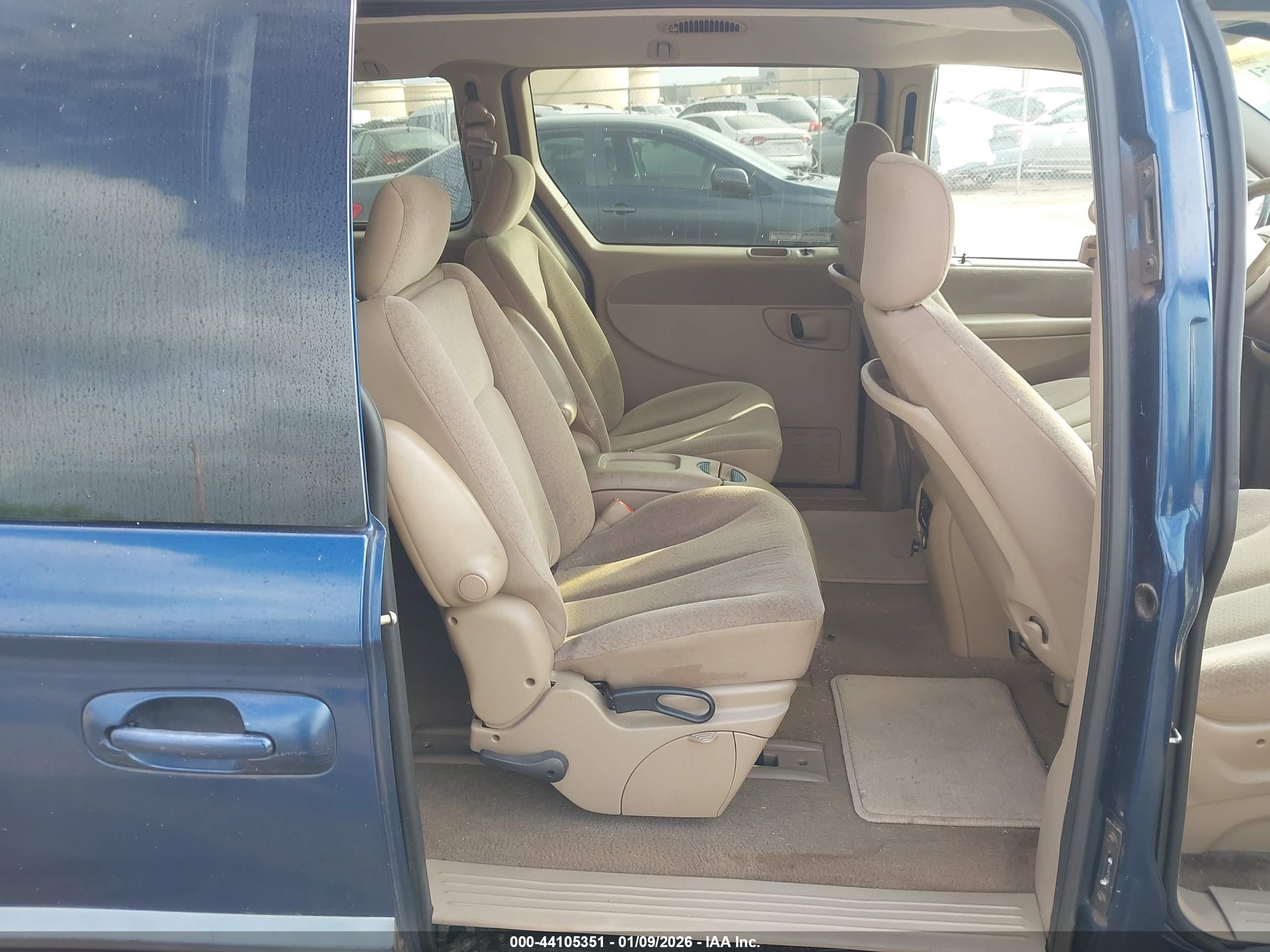 DODGE GRAND image 8