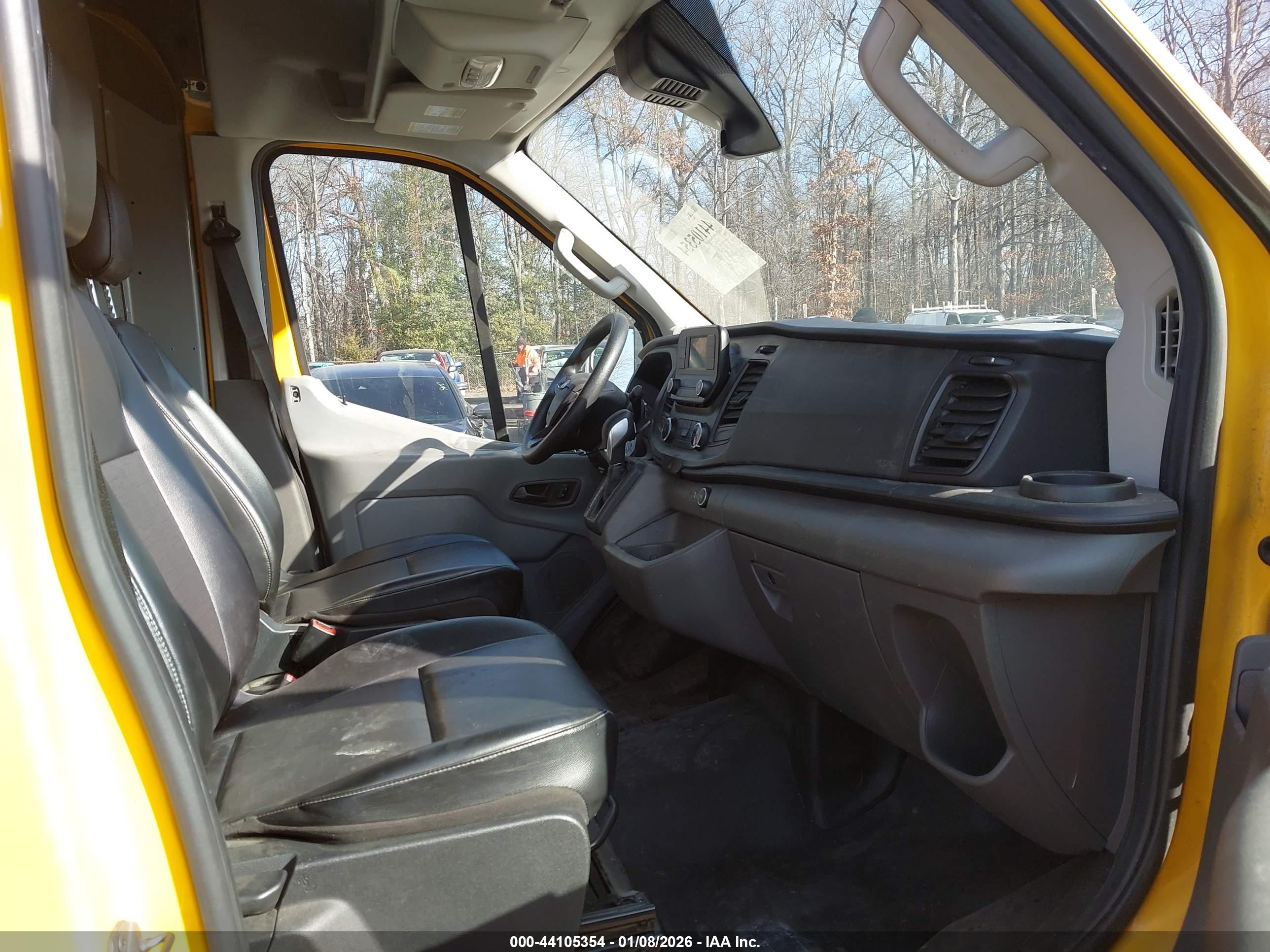 FORD TRANSIT-250 image 5