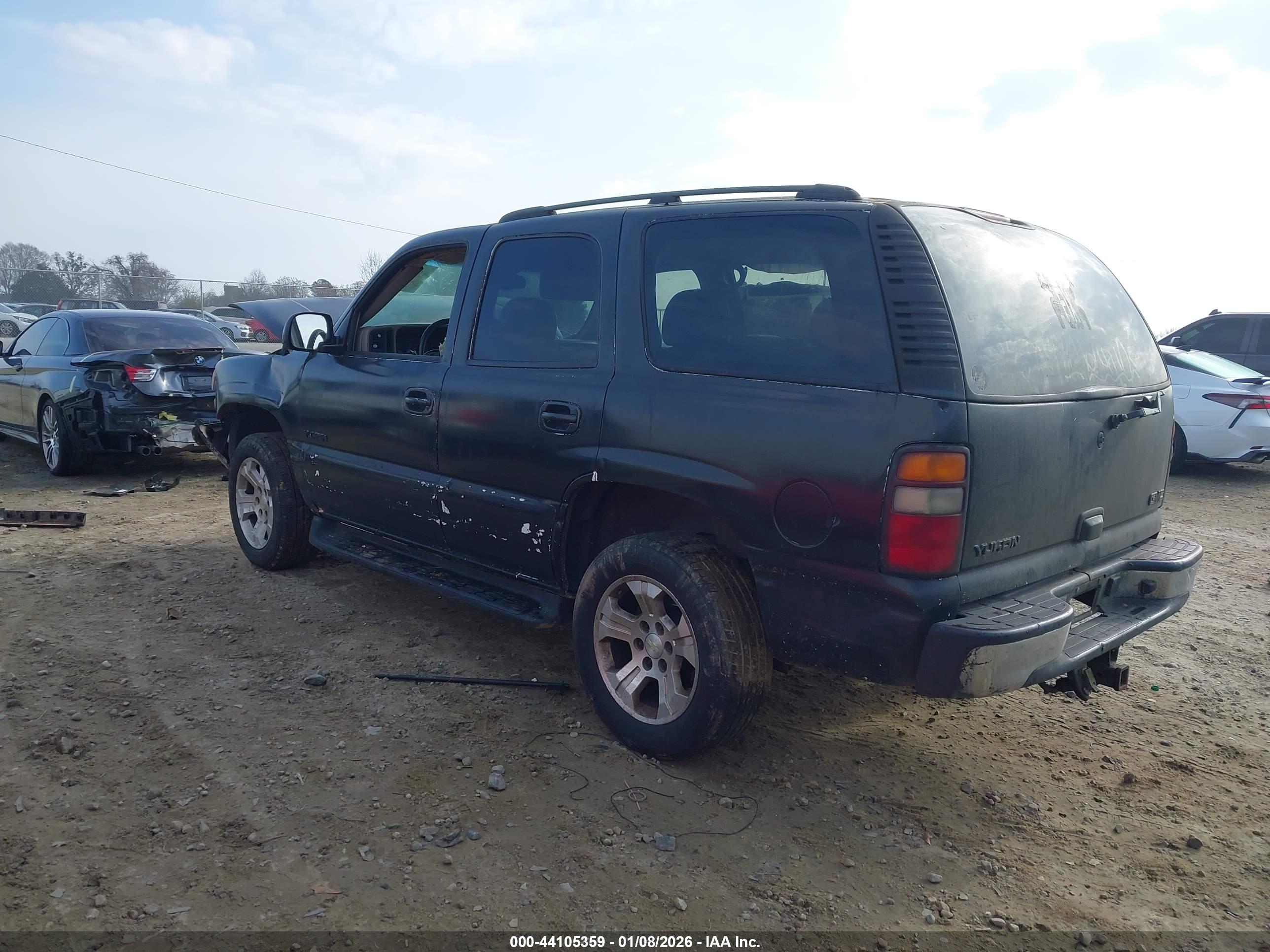 GMC YUKON image 3