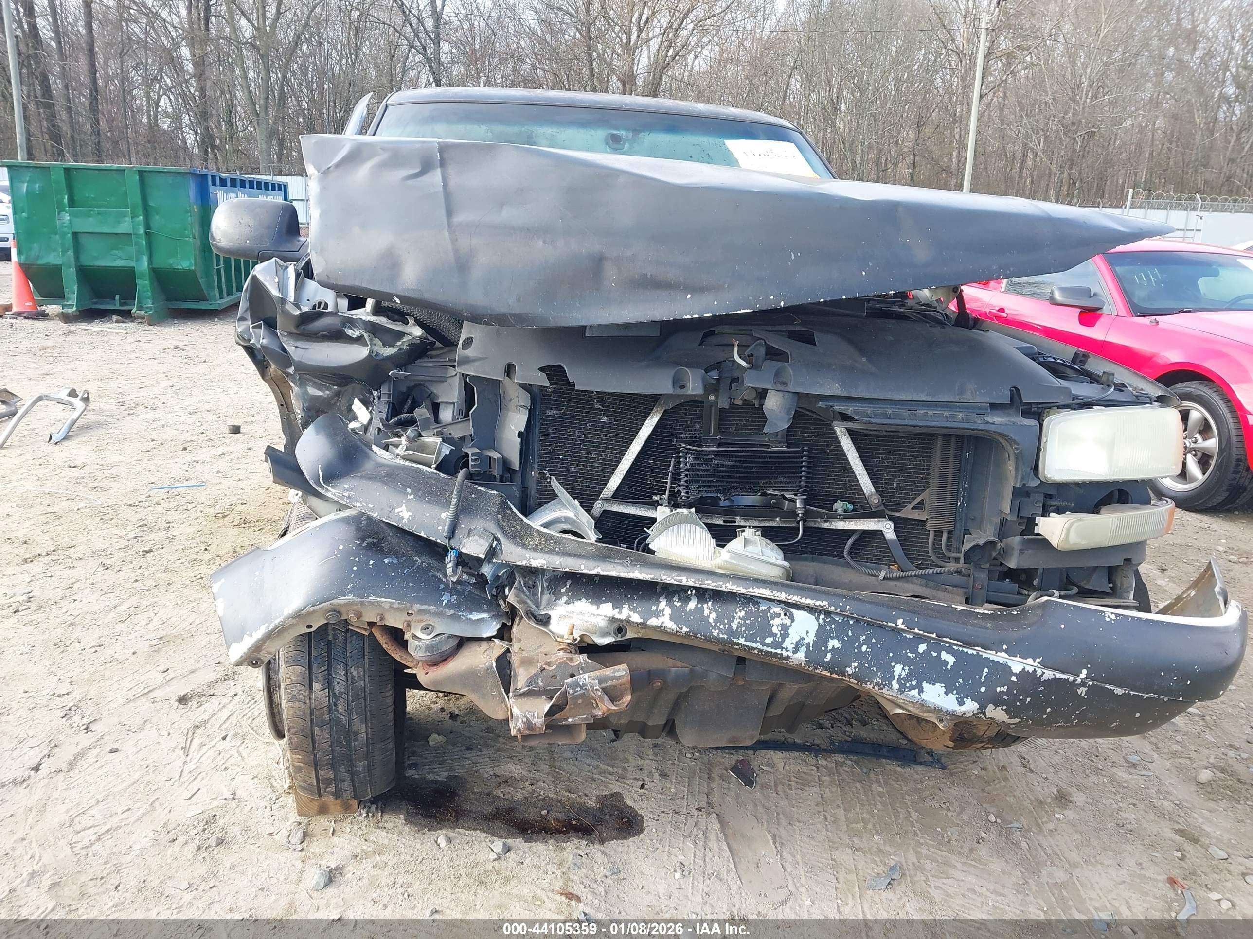 GMC YUKON image 6