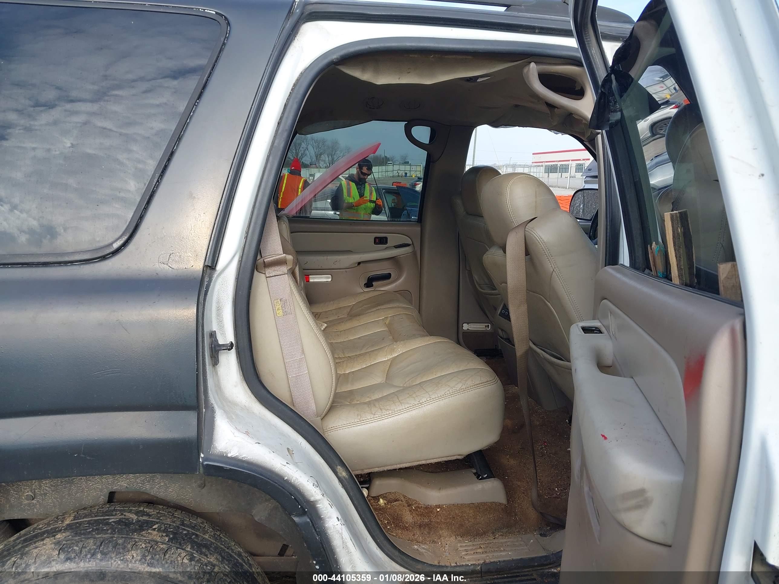 GMC YUKON image 8