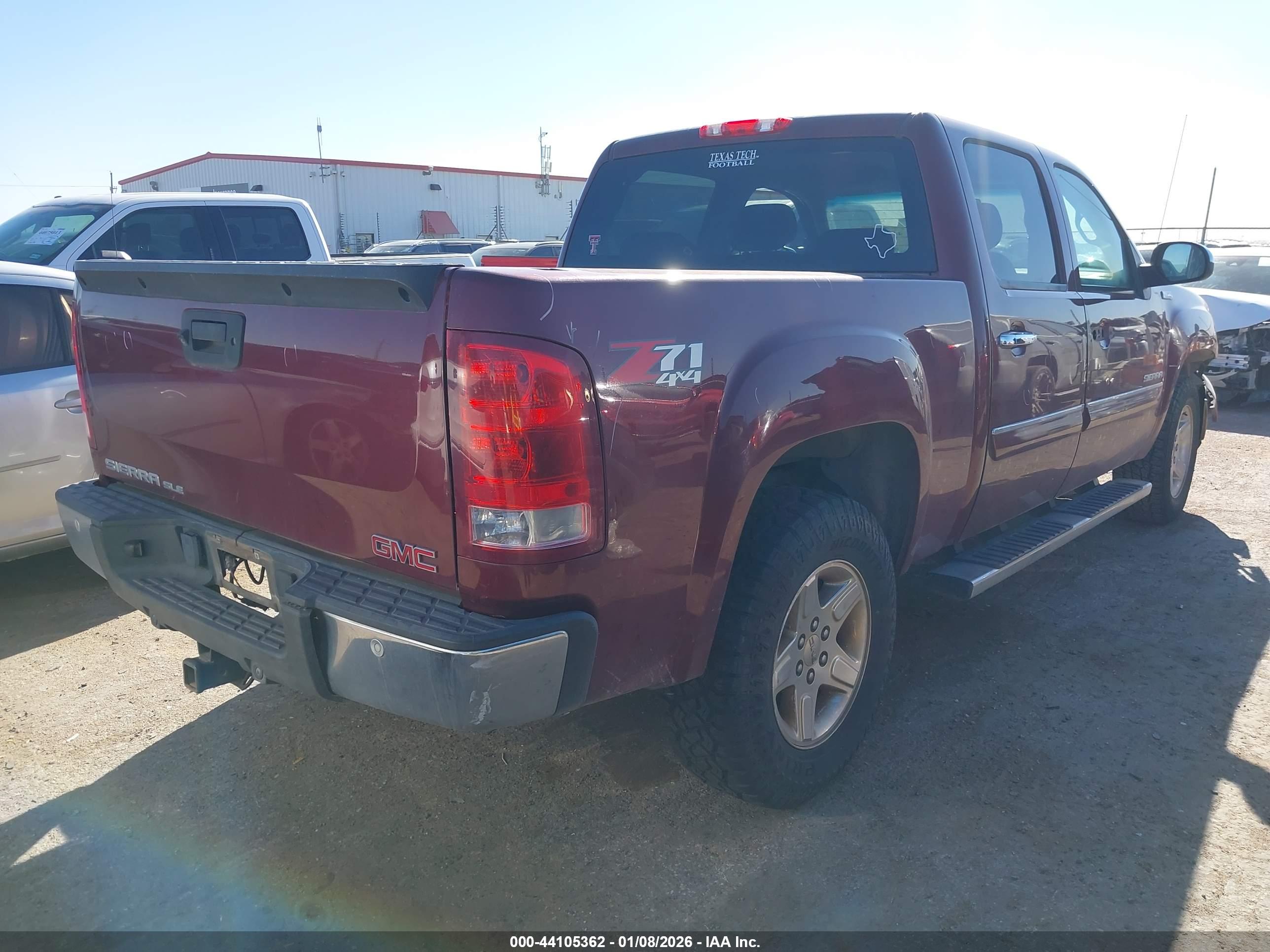 GMC SIERRA image 4