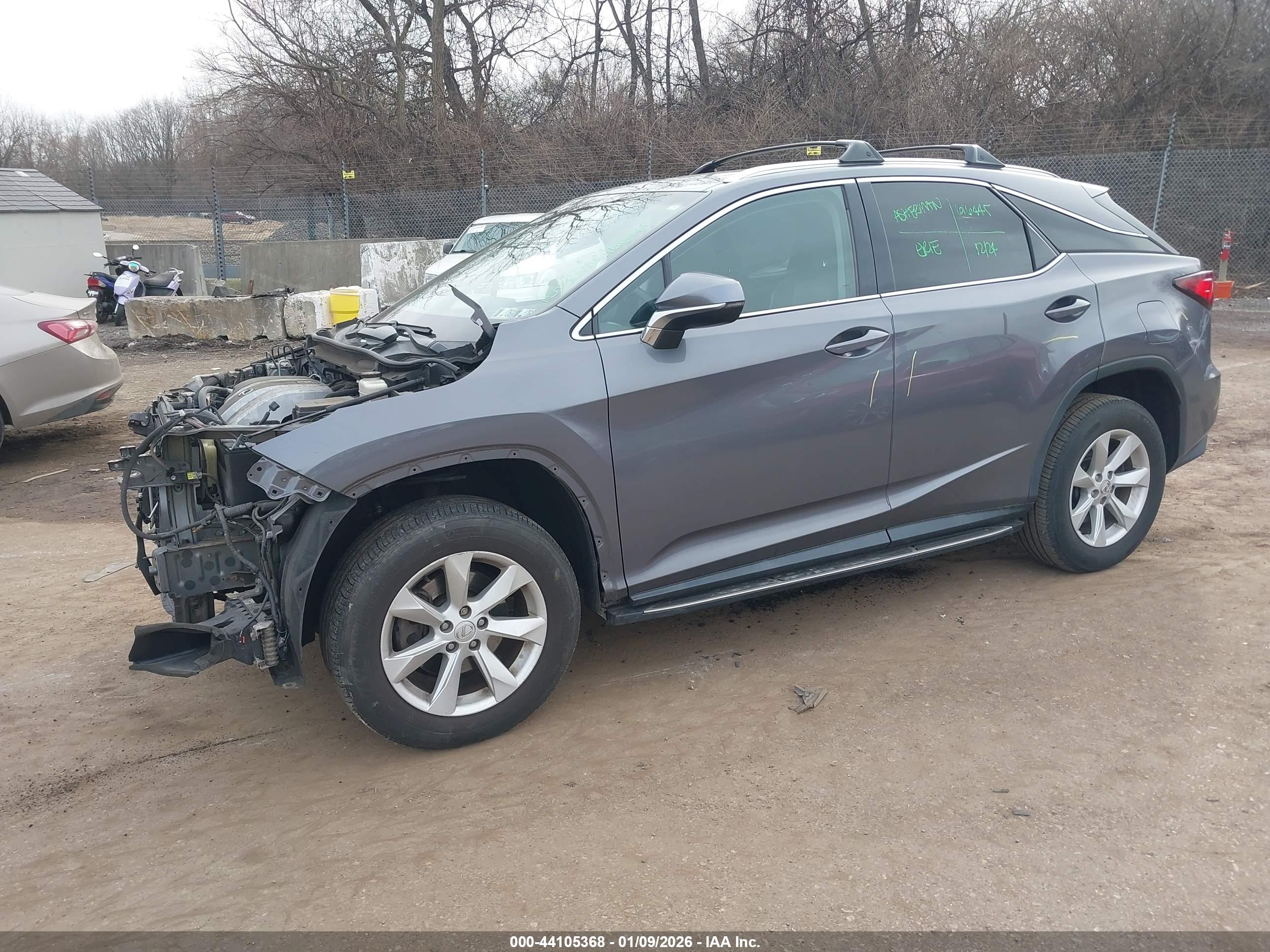 LEXUS RX image 2