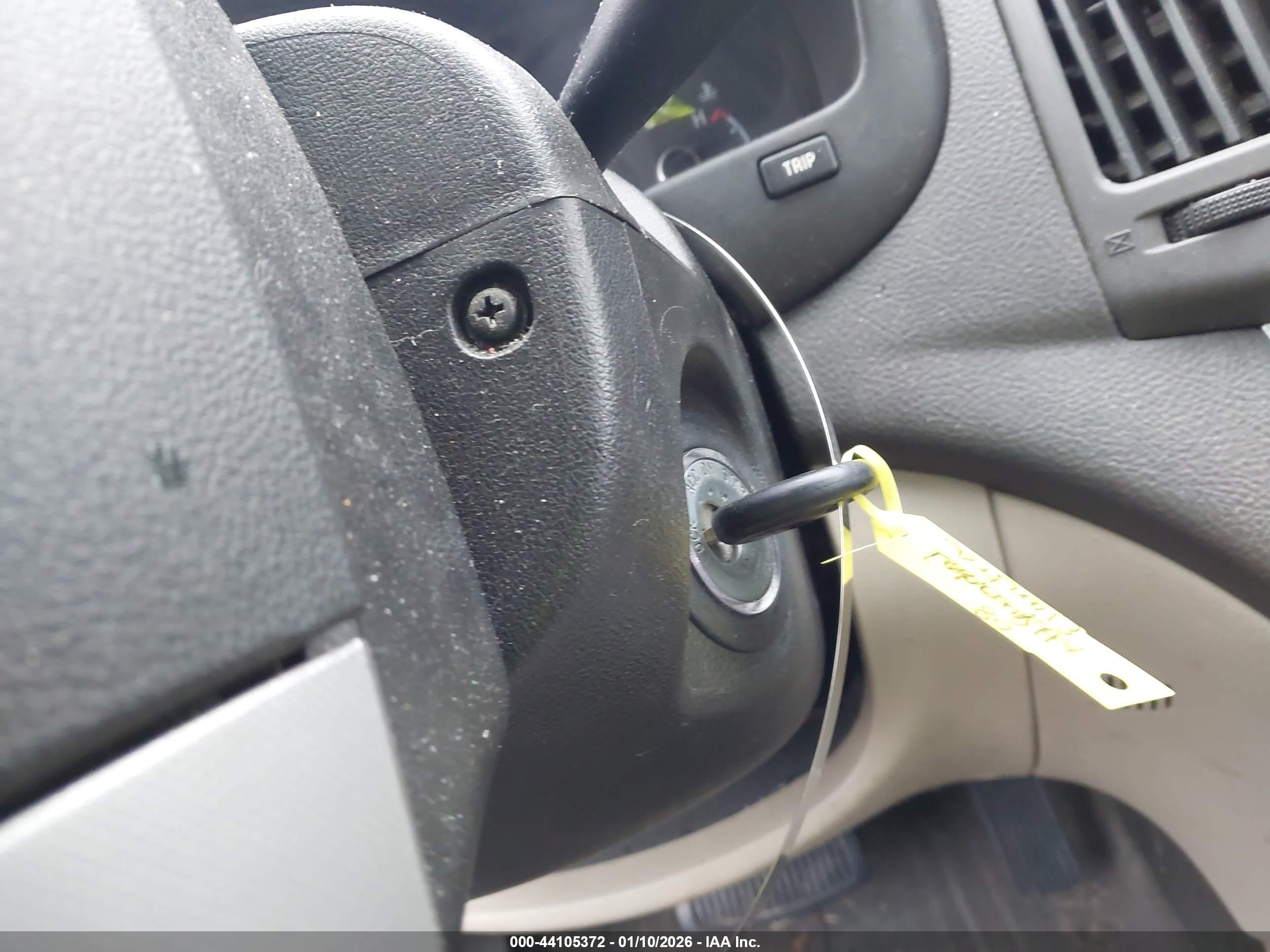 HYUNDAI ELANTRA image 11