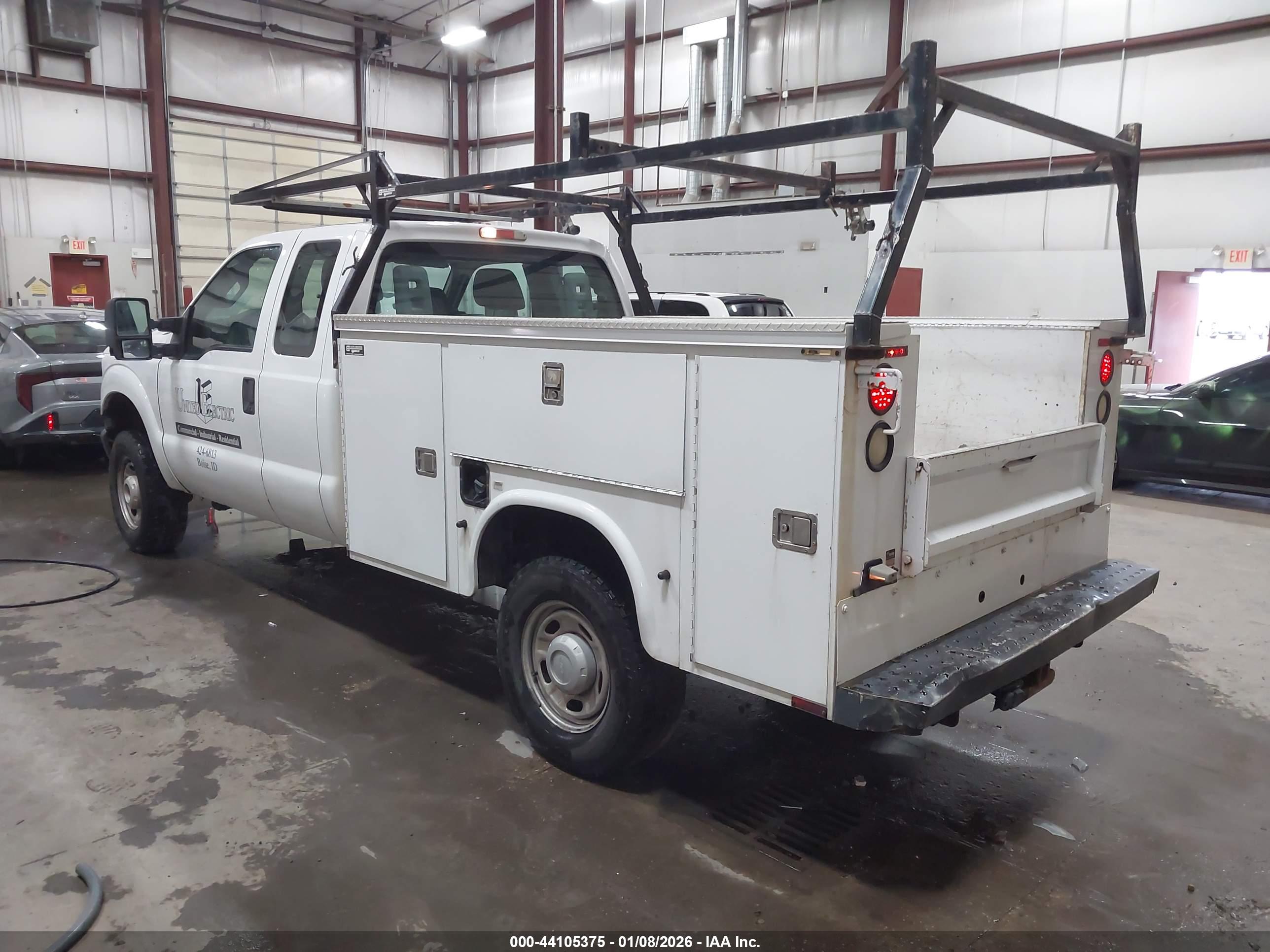 FORD F-350 image 3
