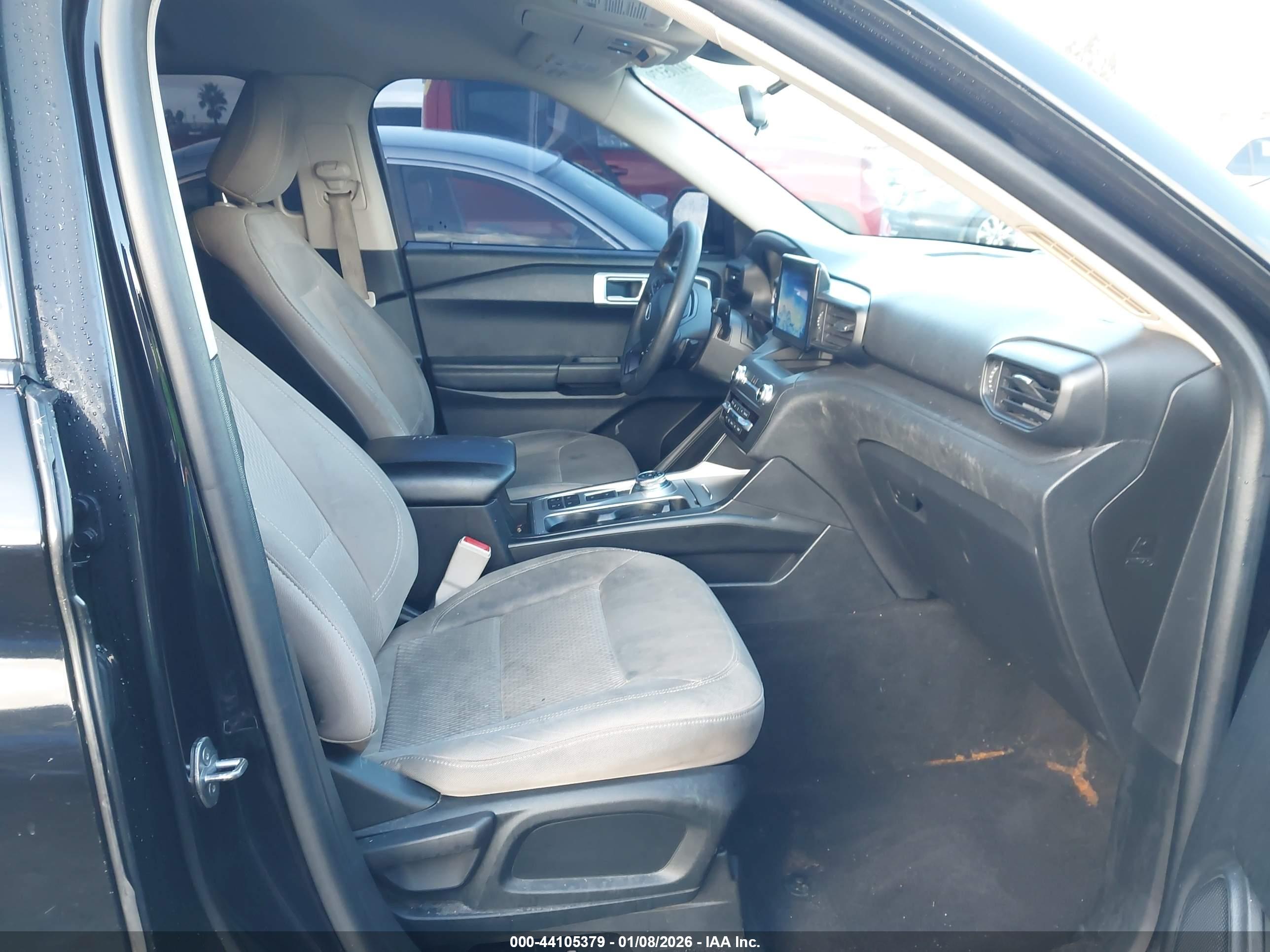 FORD EXPLORER image 5