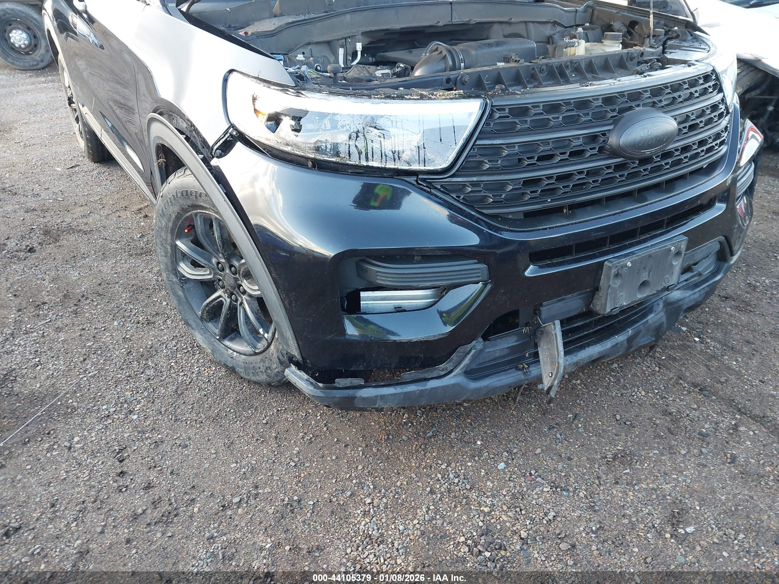 FORD EXPLORER image 6