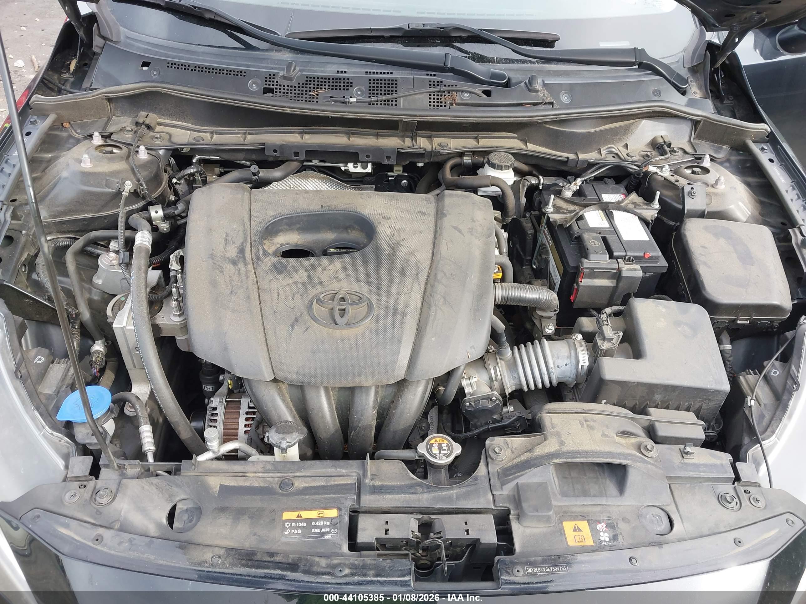 TOYOTA YARIS image 10