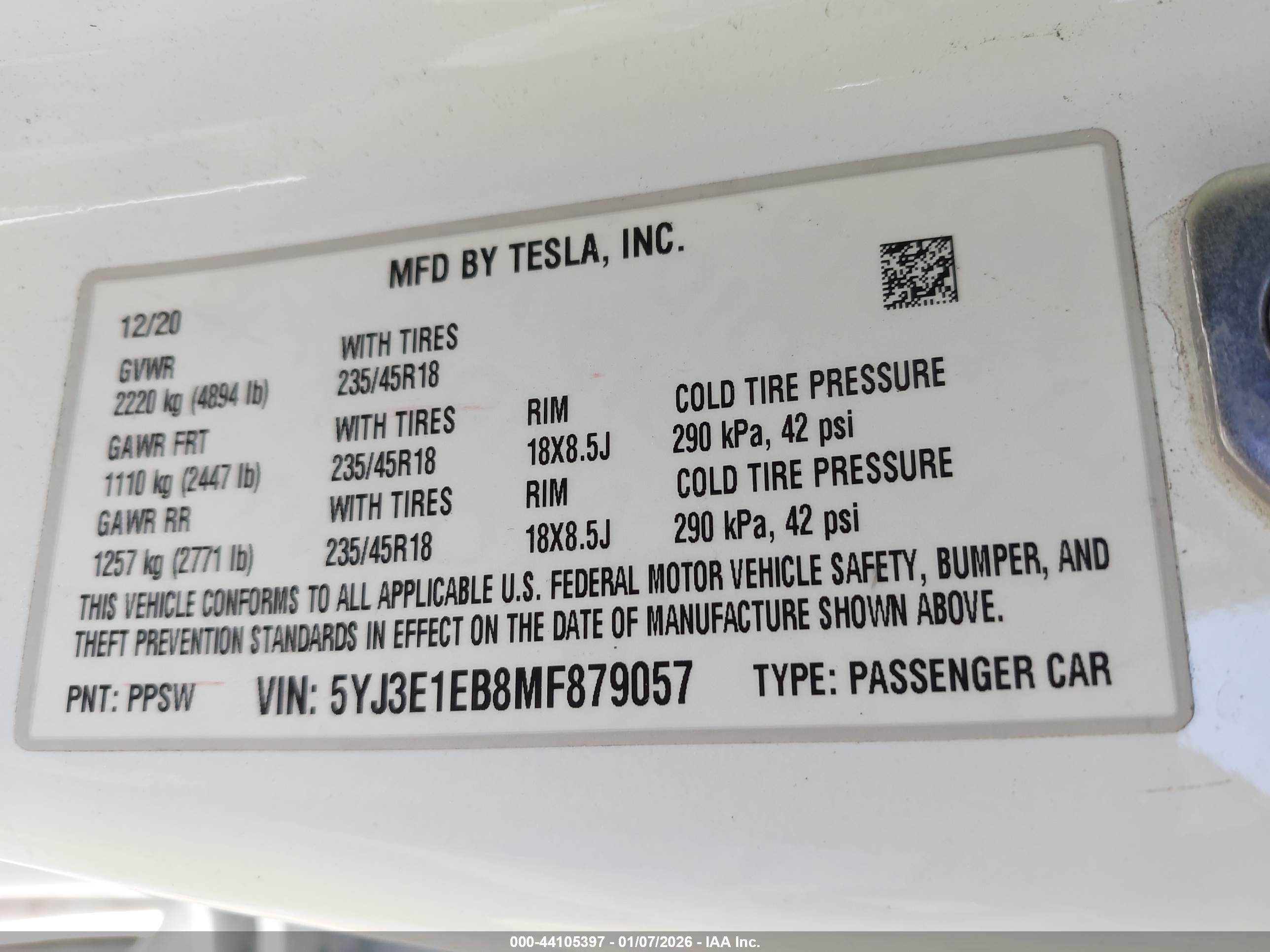 TESLA MODEL image 9