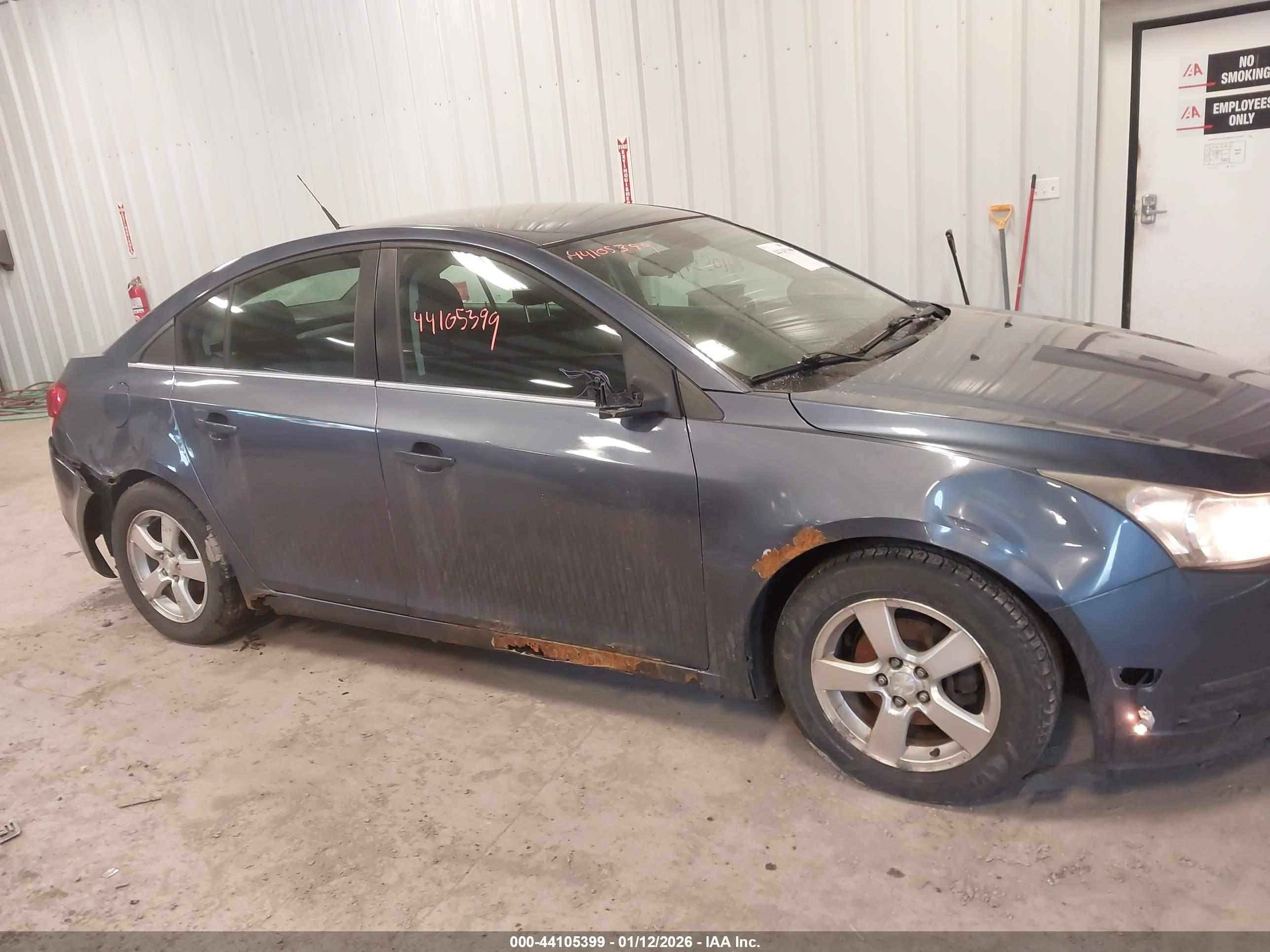 CHEVROLET CRUZE image 6