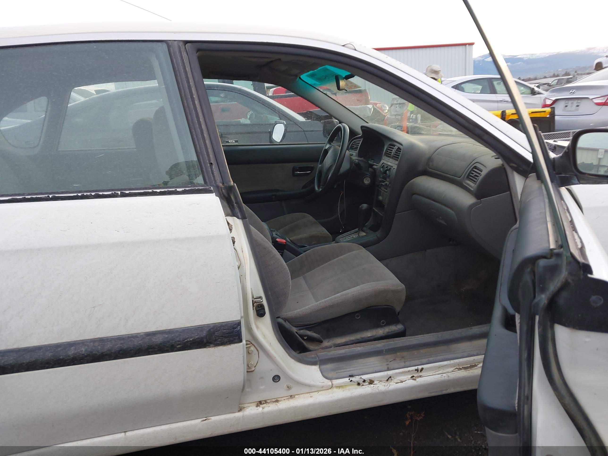 SUBARU LEGACY image 5