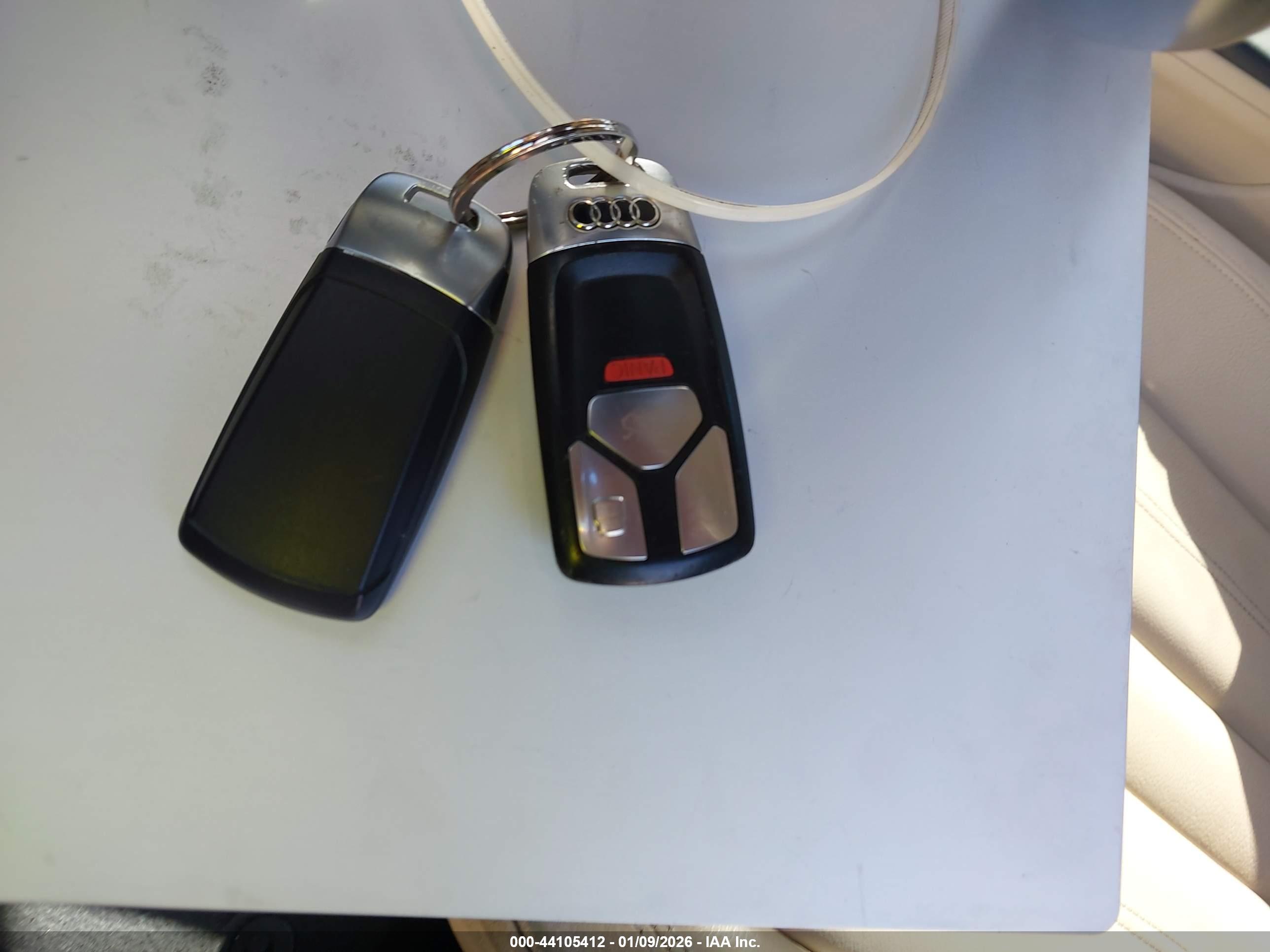 AUDI A4 image 11