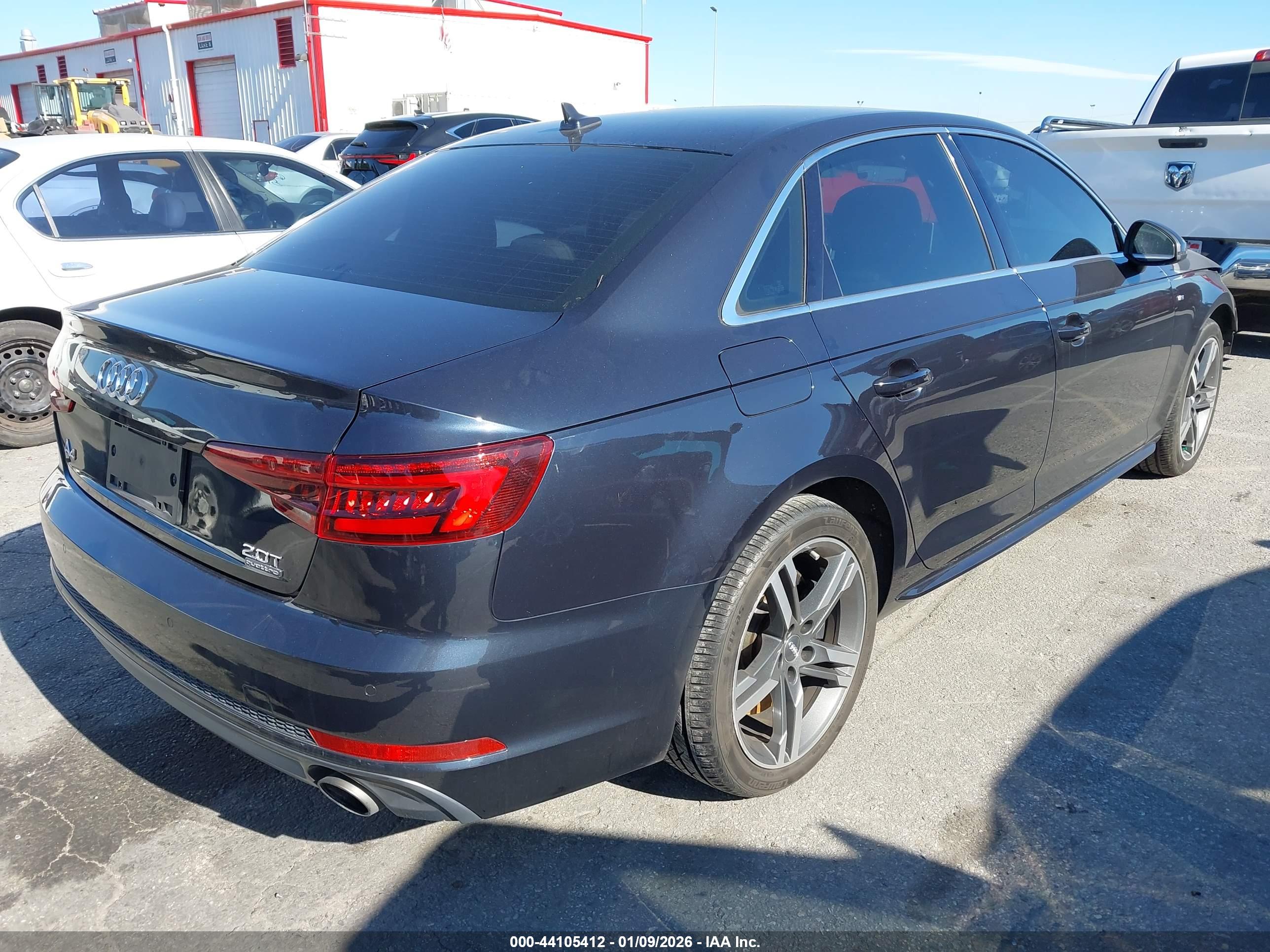 AUDI A4 image 4
