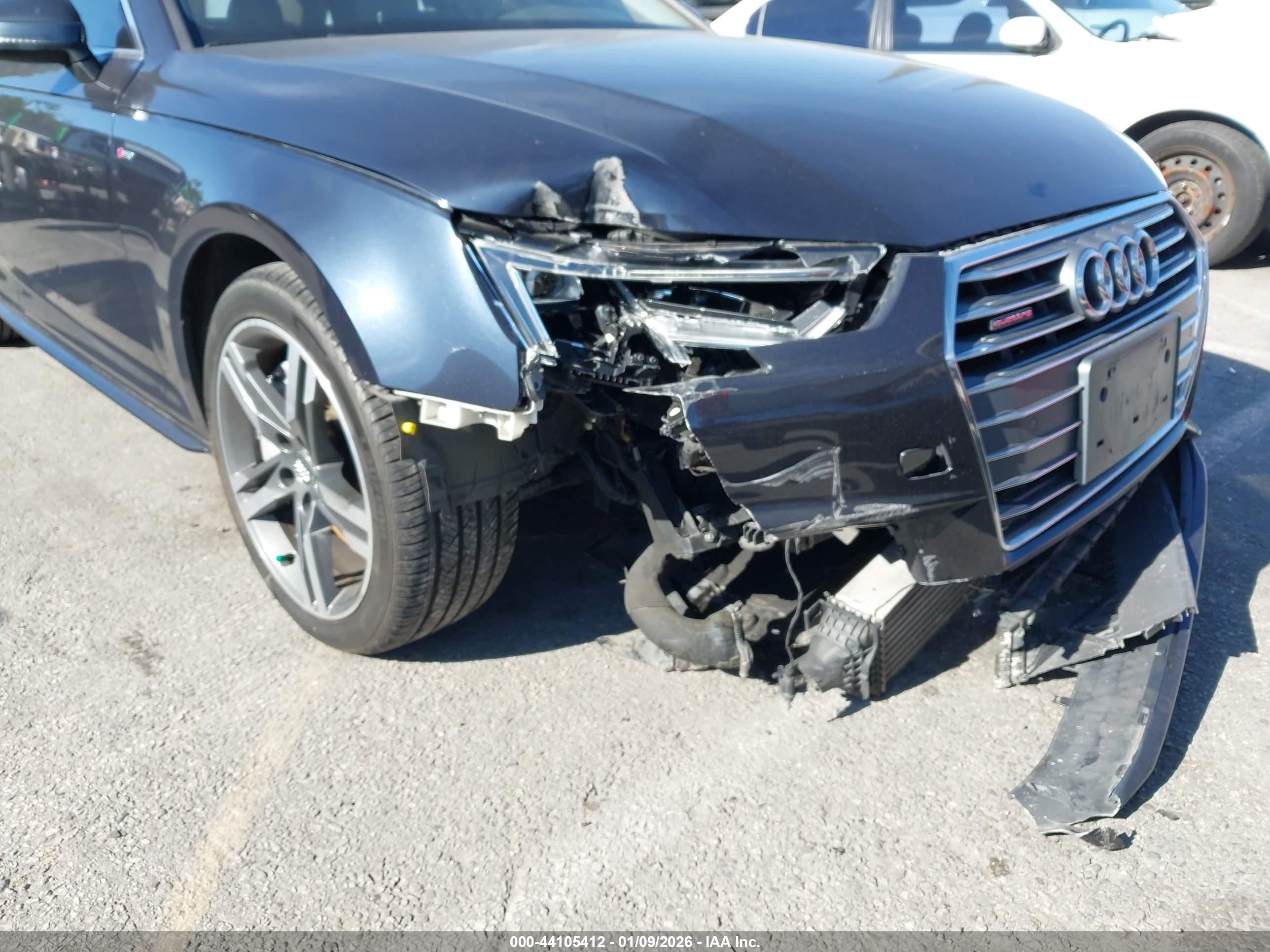 AUDI A4 image 6
