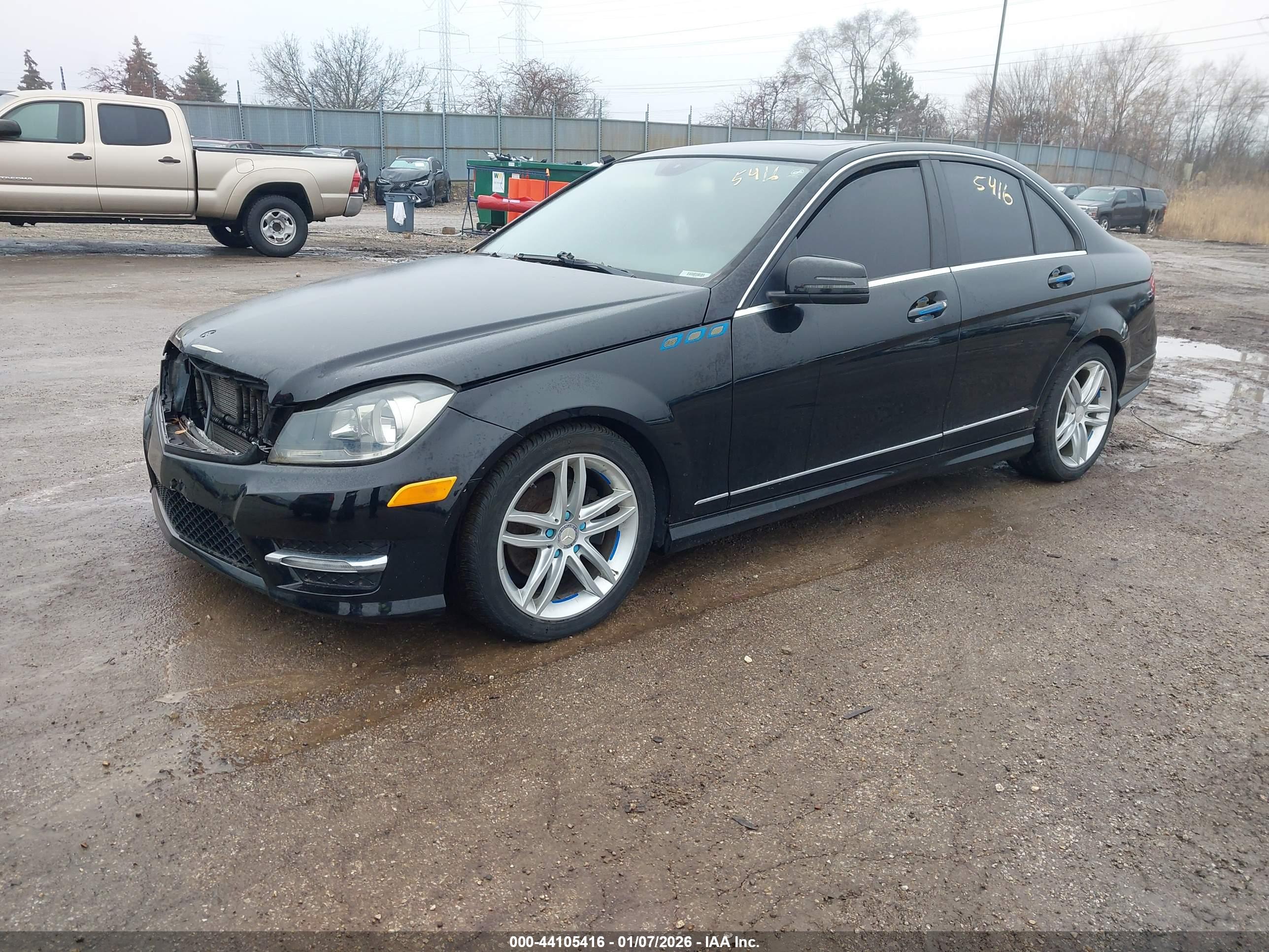 MERCEDES-BENZ C image 2
