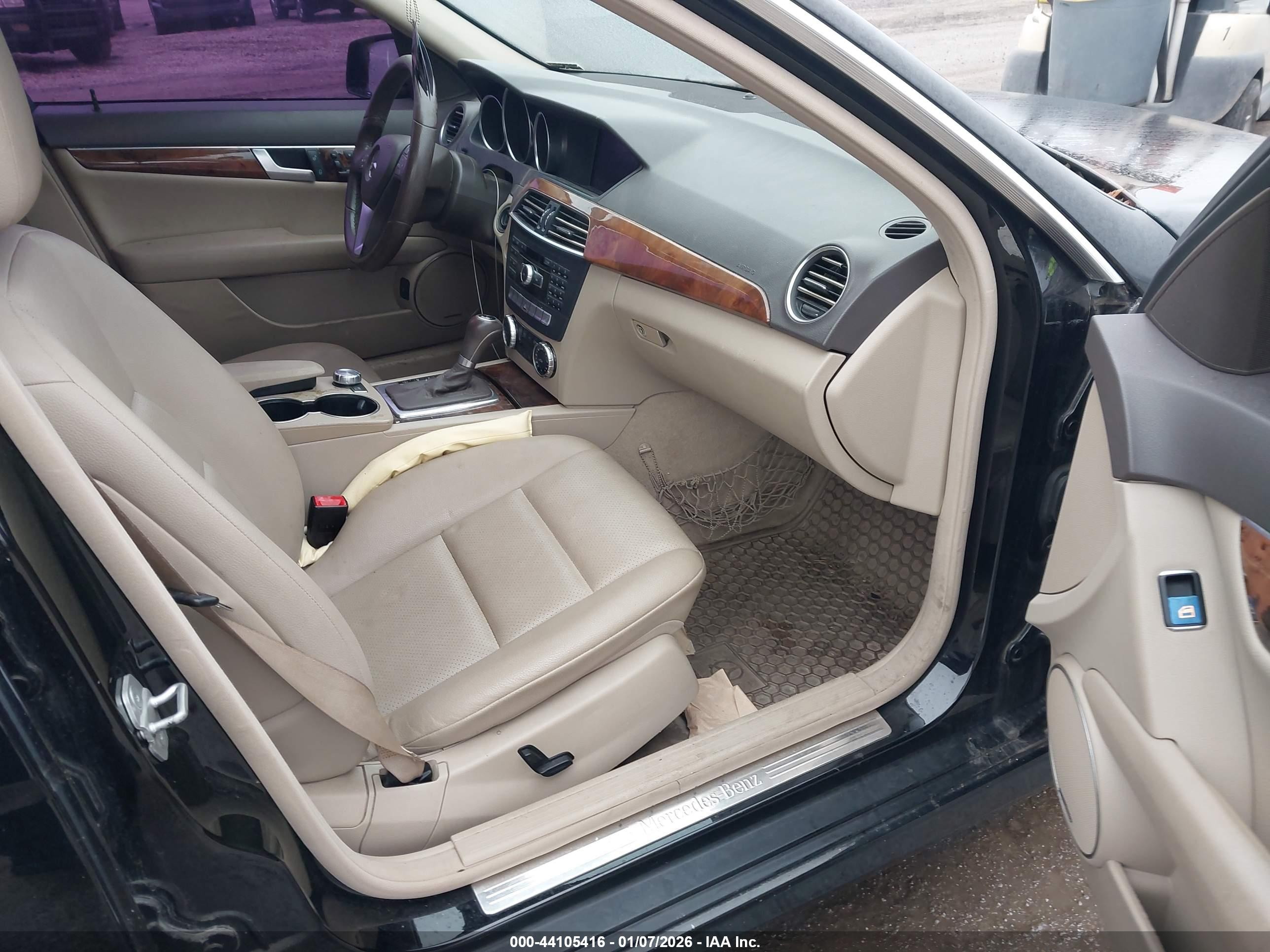 MERCEDES-BENZ C image 5