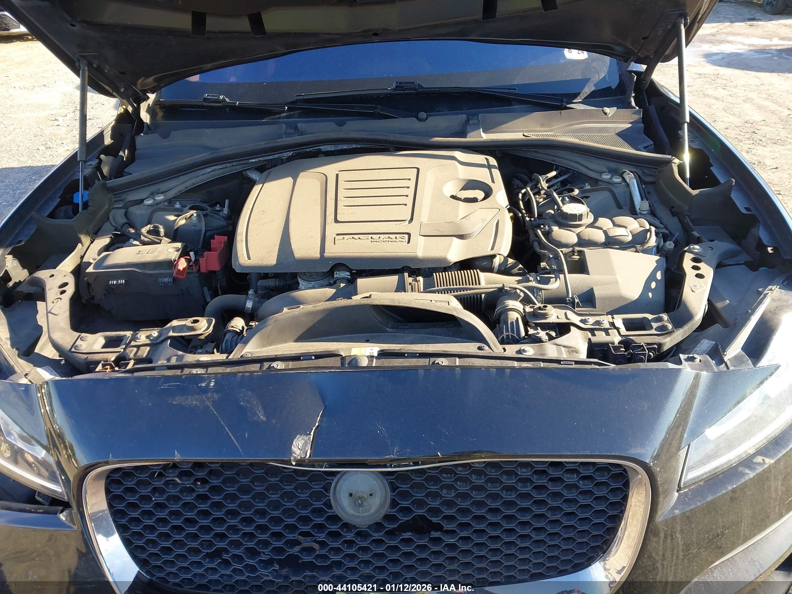 JAGUAR F-PACE image 10