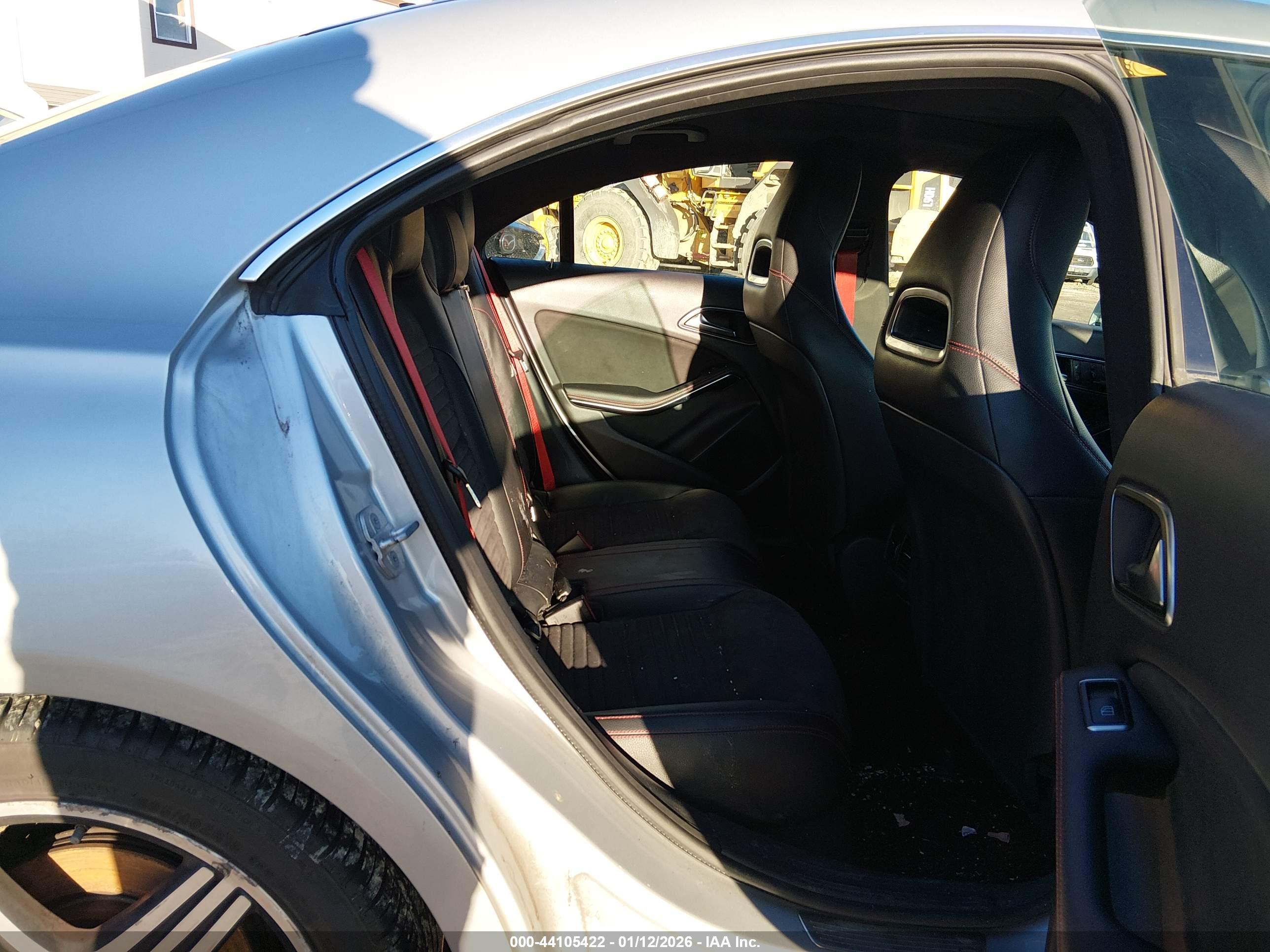 MERCEDES-BENZ CLA image 8