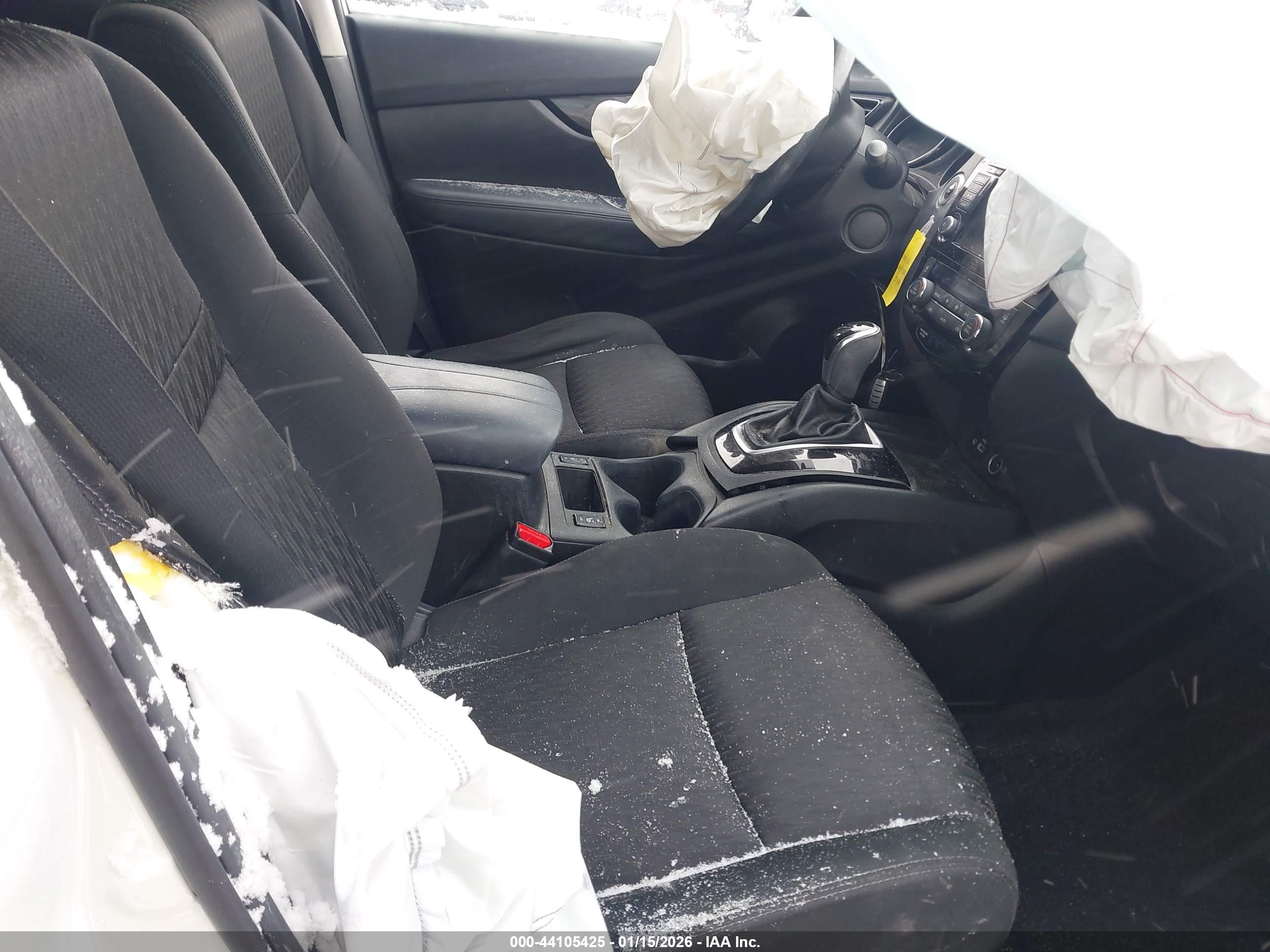NISSAN ROGUE image 5