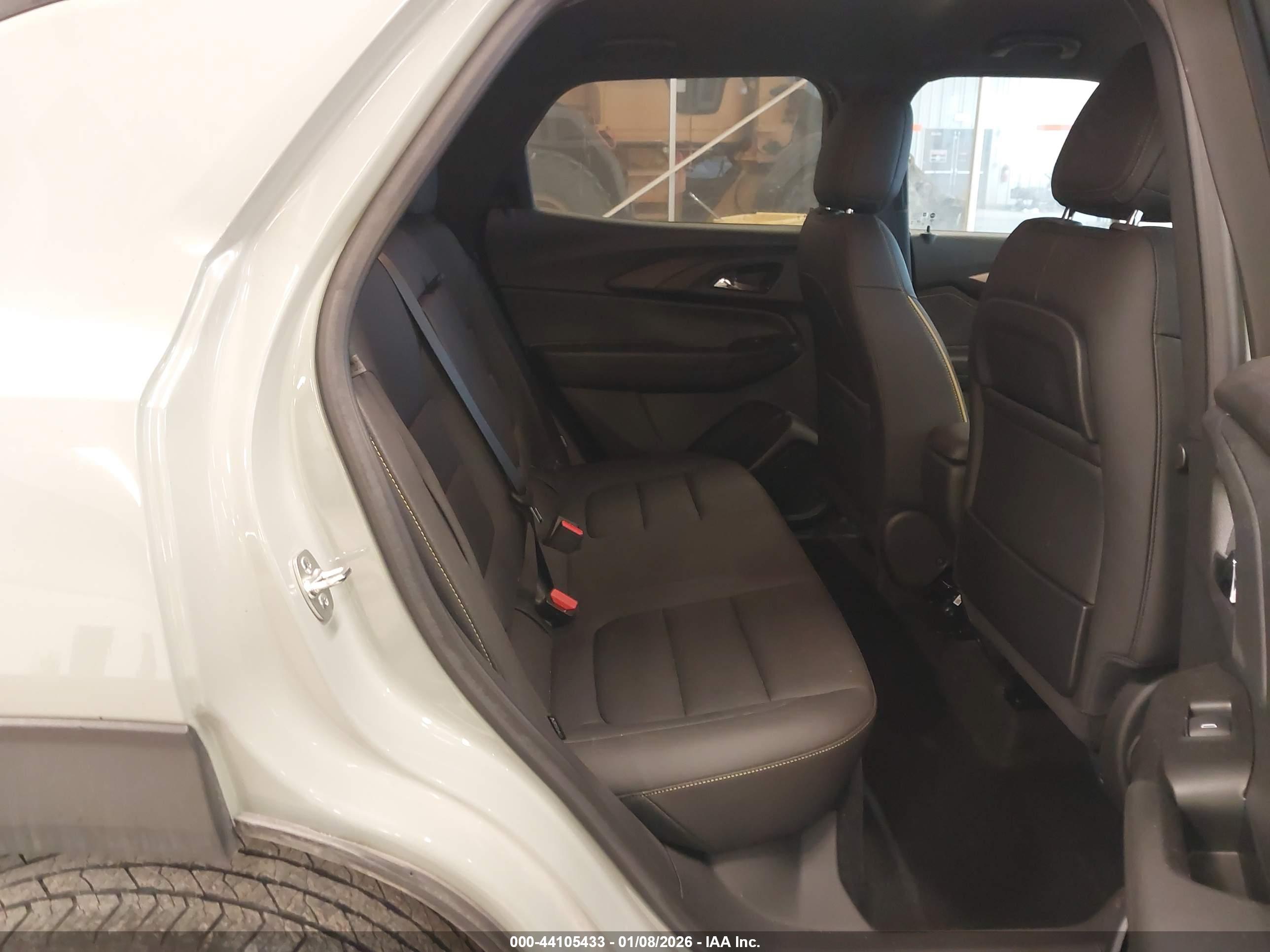 CHEVROLET TRAILBLAZER image 8