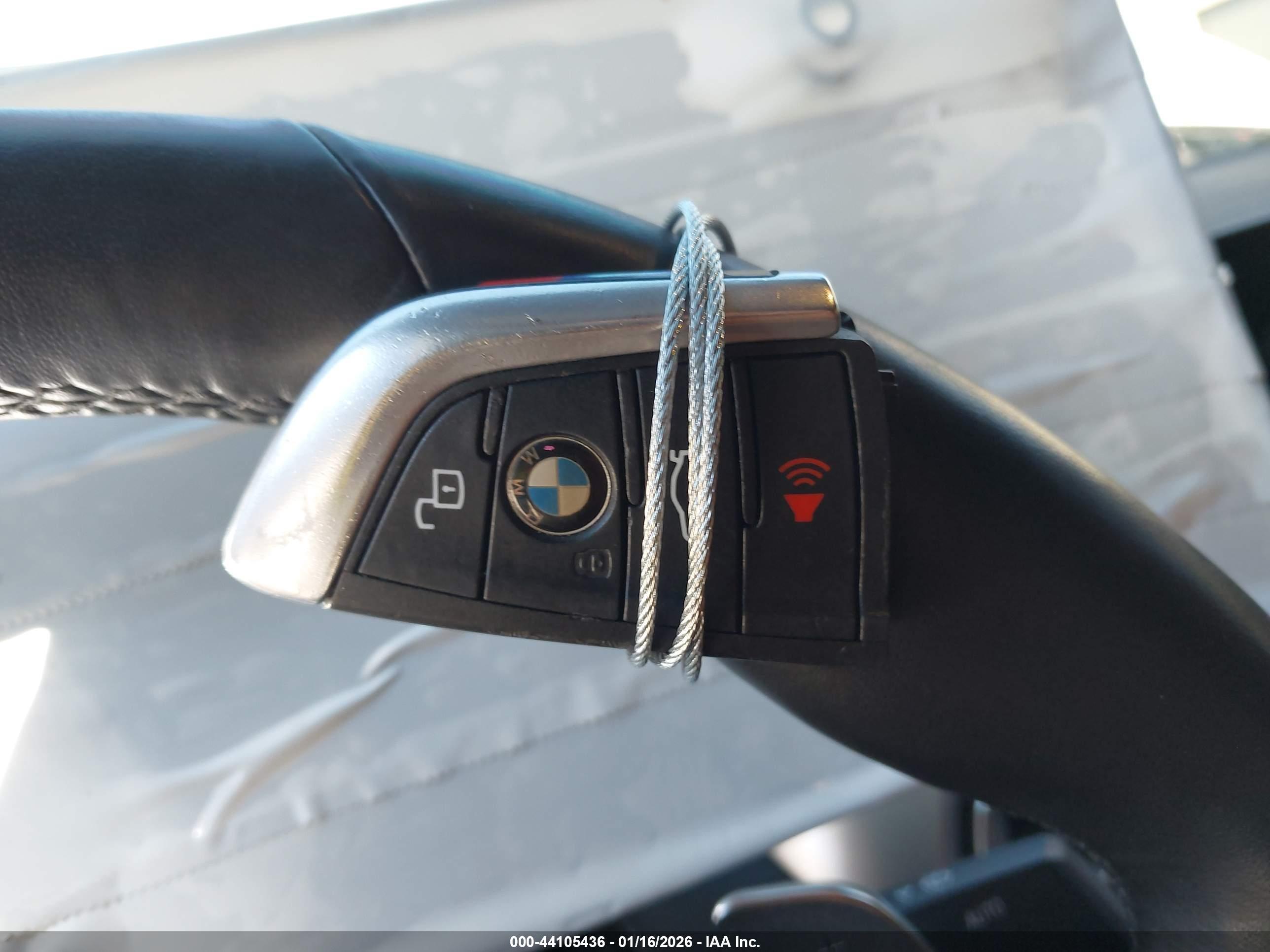 BMW 3 image 11