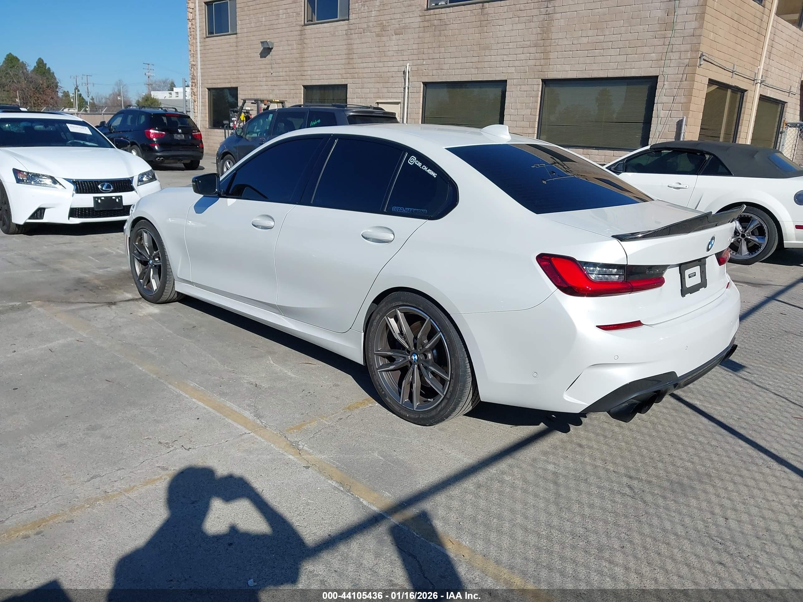 BMW 3 image 3