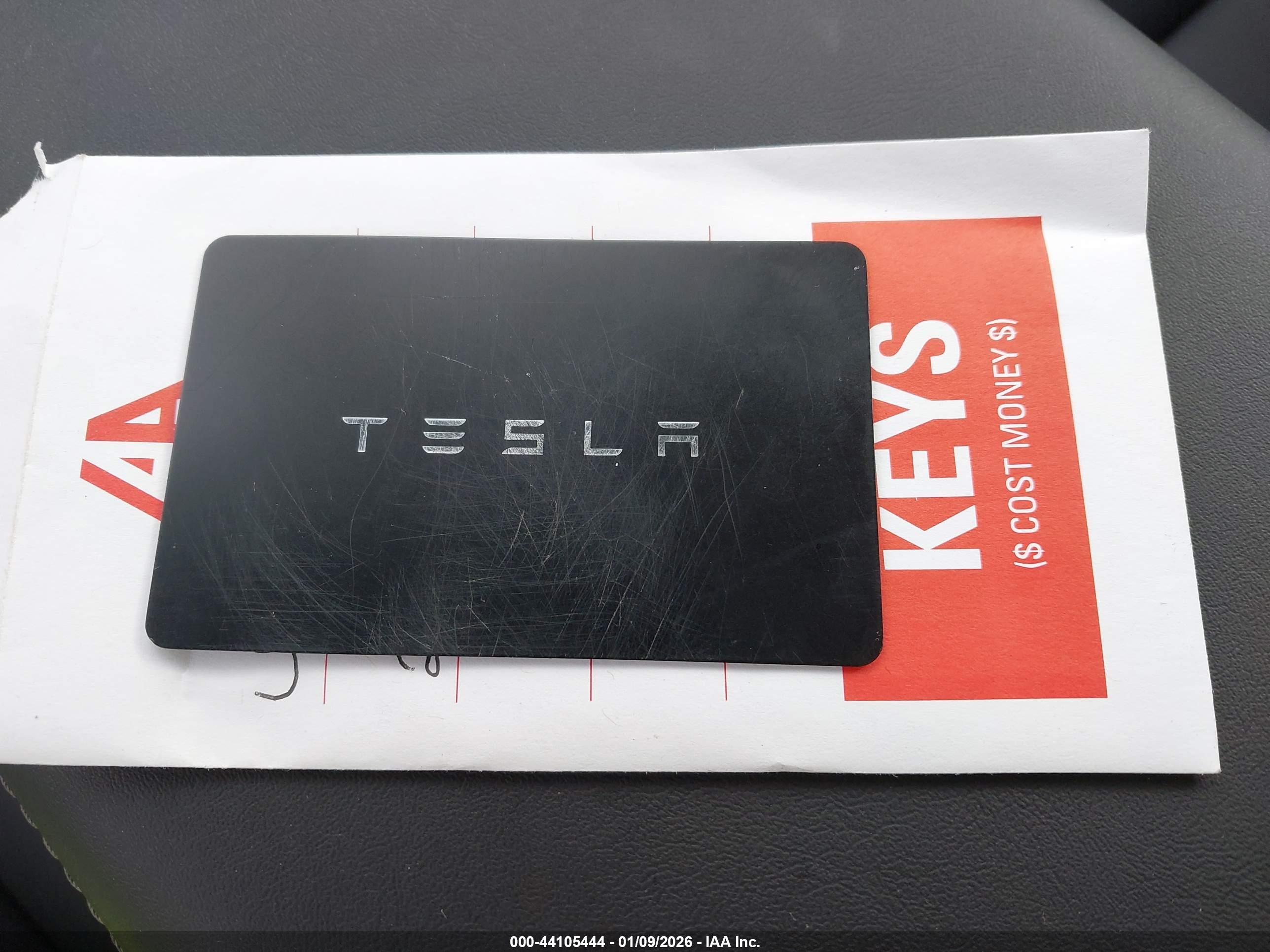 TESLA MODEL image 11