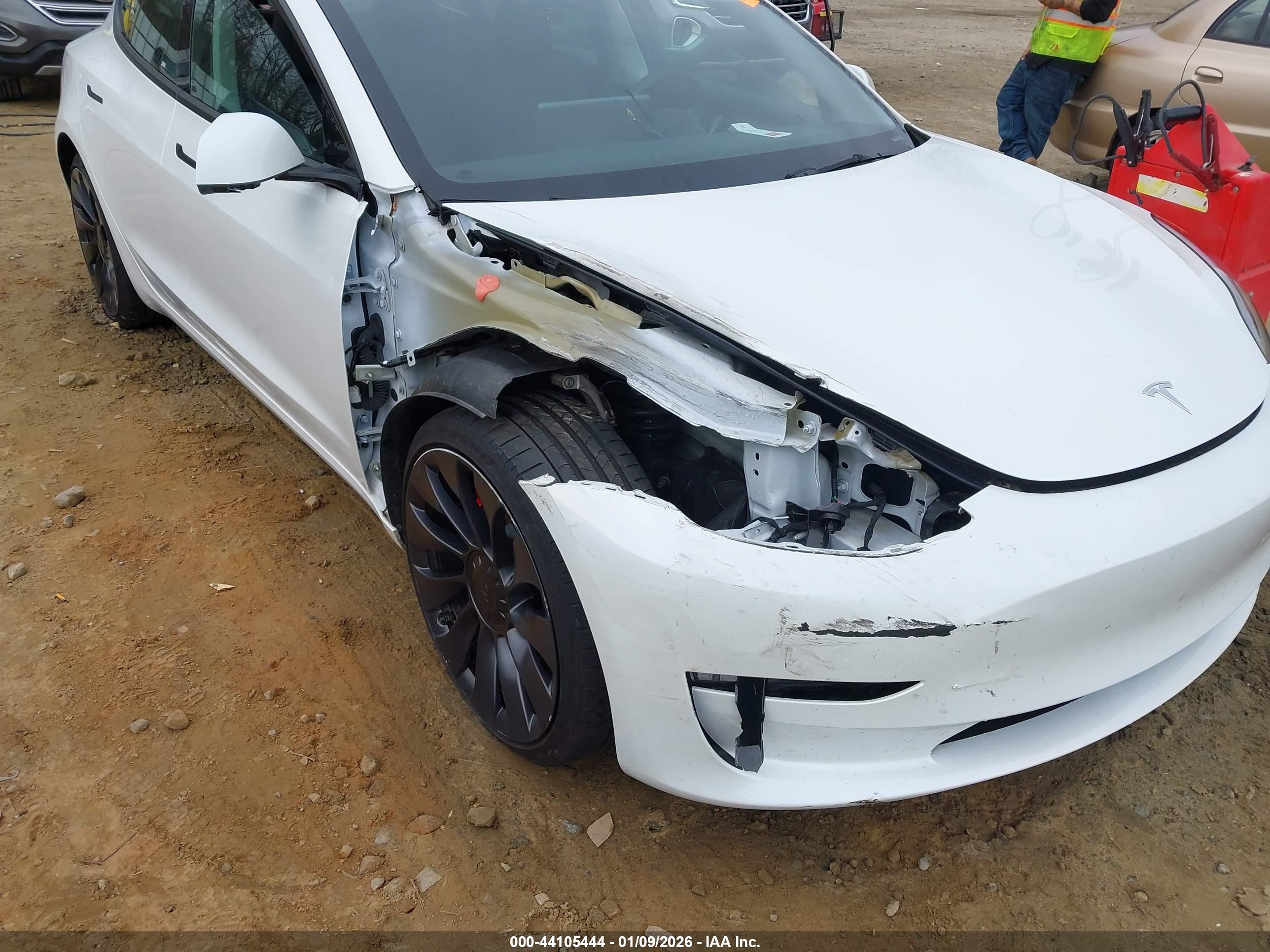 TESLA MODEL image 6