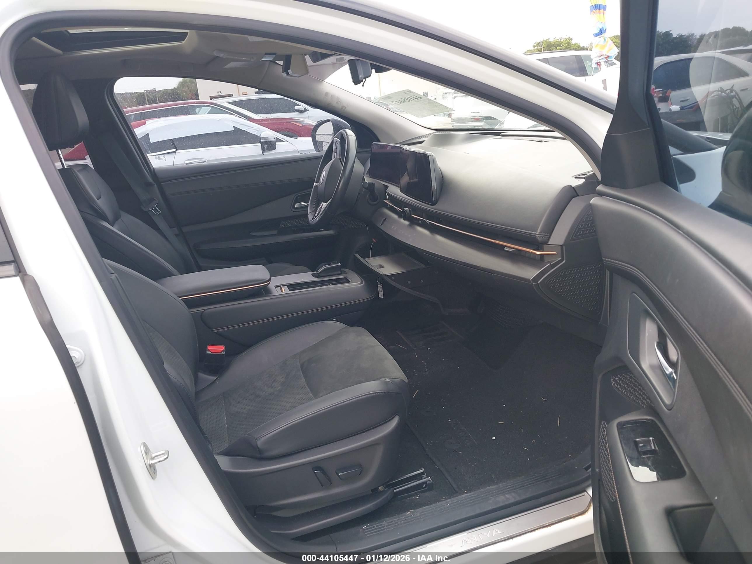 NISSAN ARIYA image 5