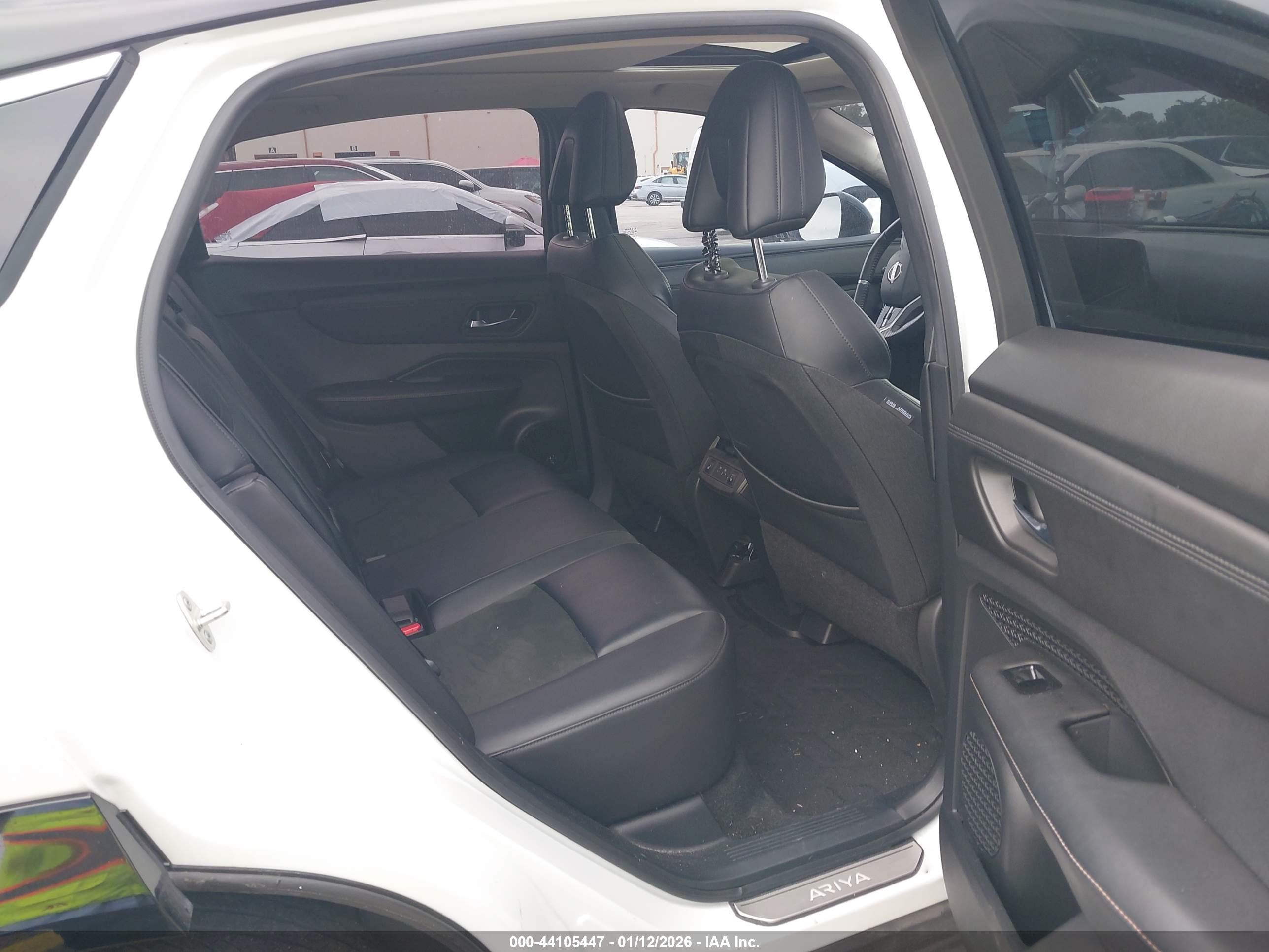 NISSAN ARIYA image 8