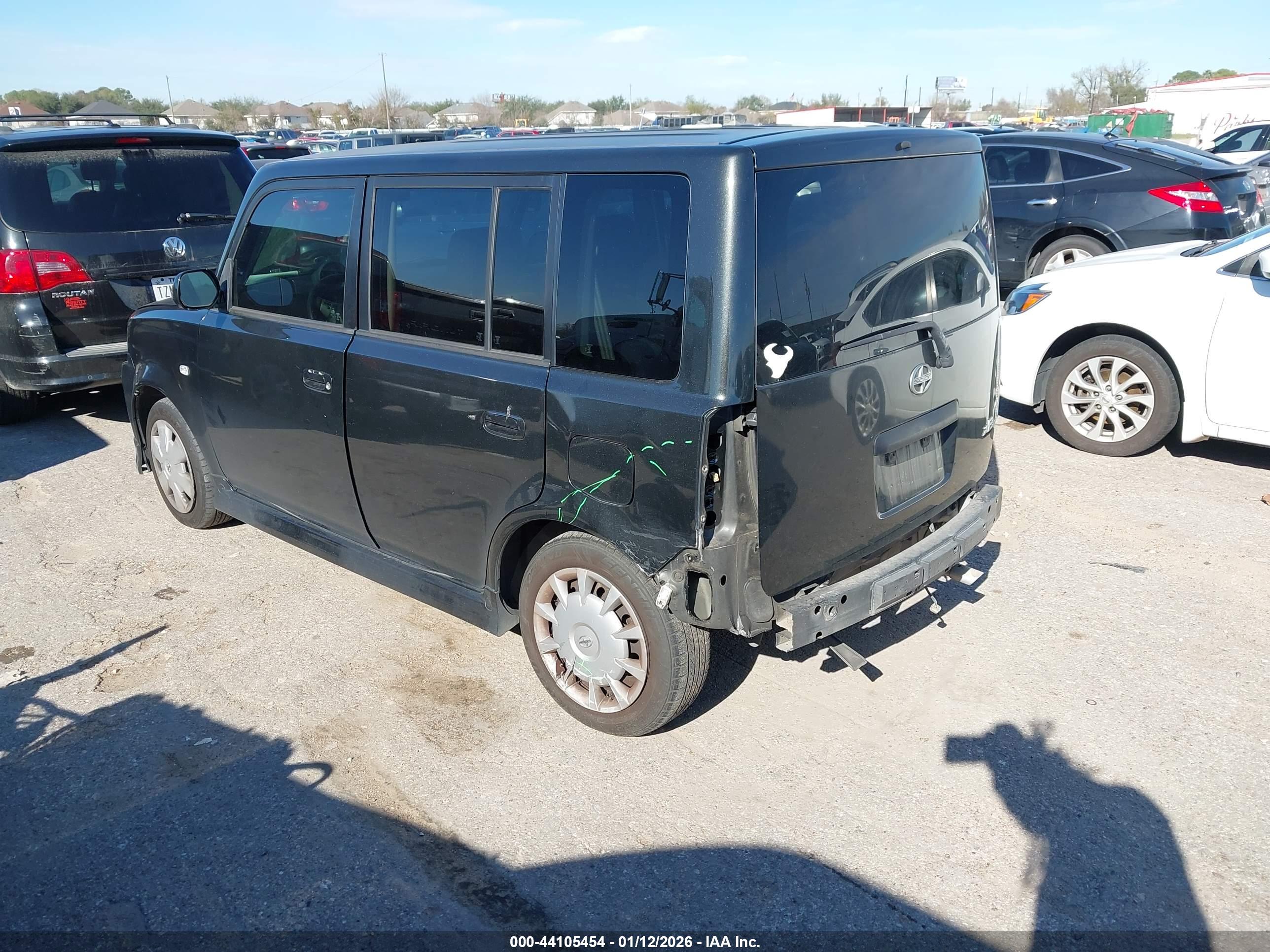 SCION XB image 3