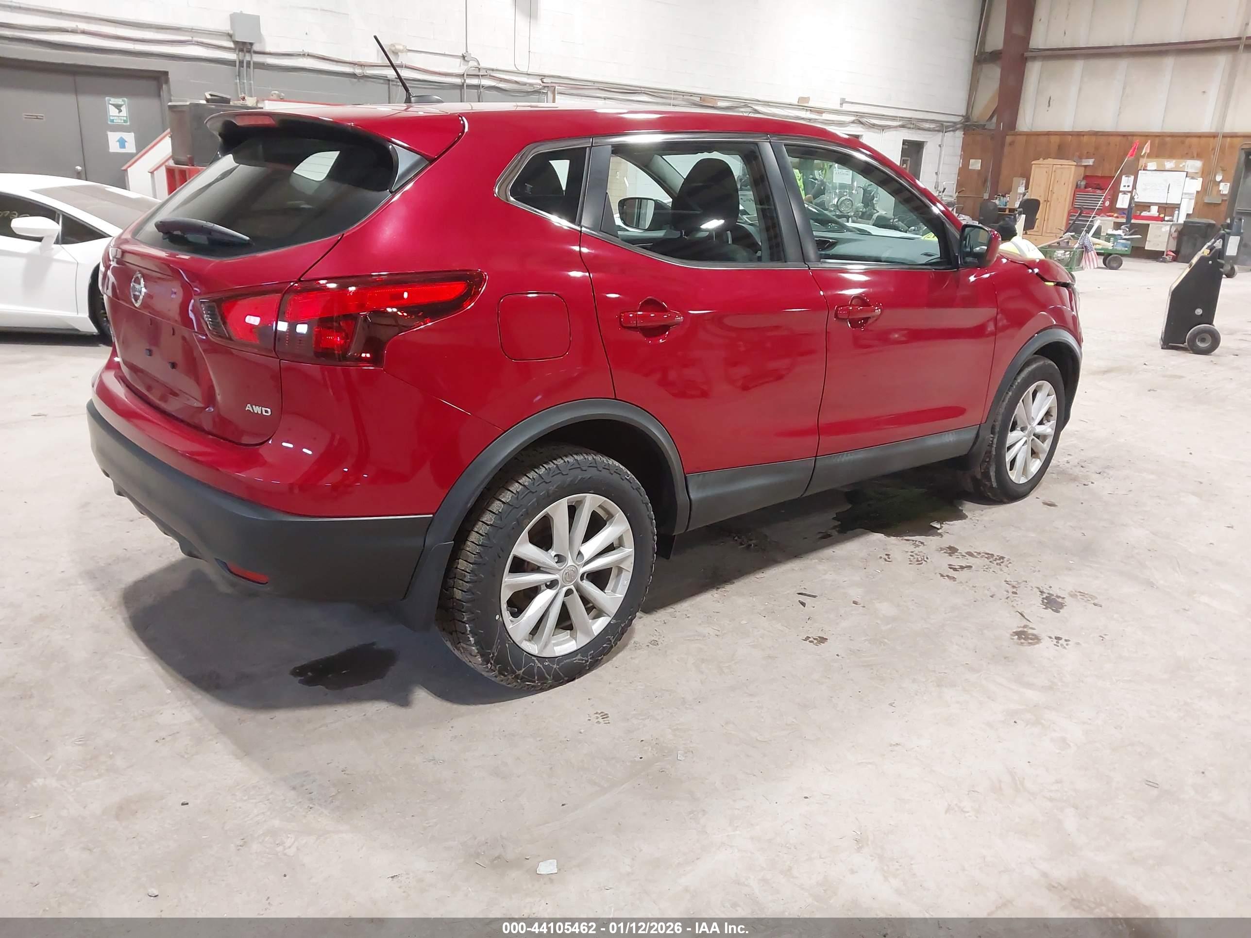 NISSAN ROGUE image 4
