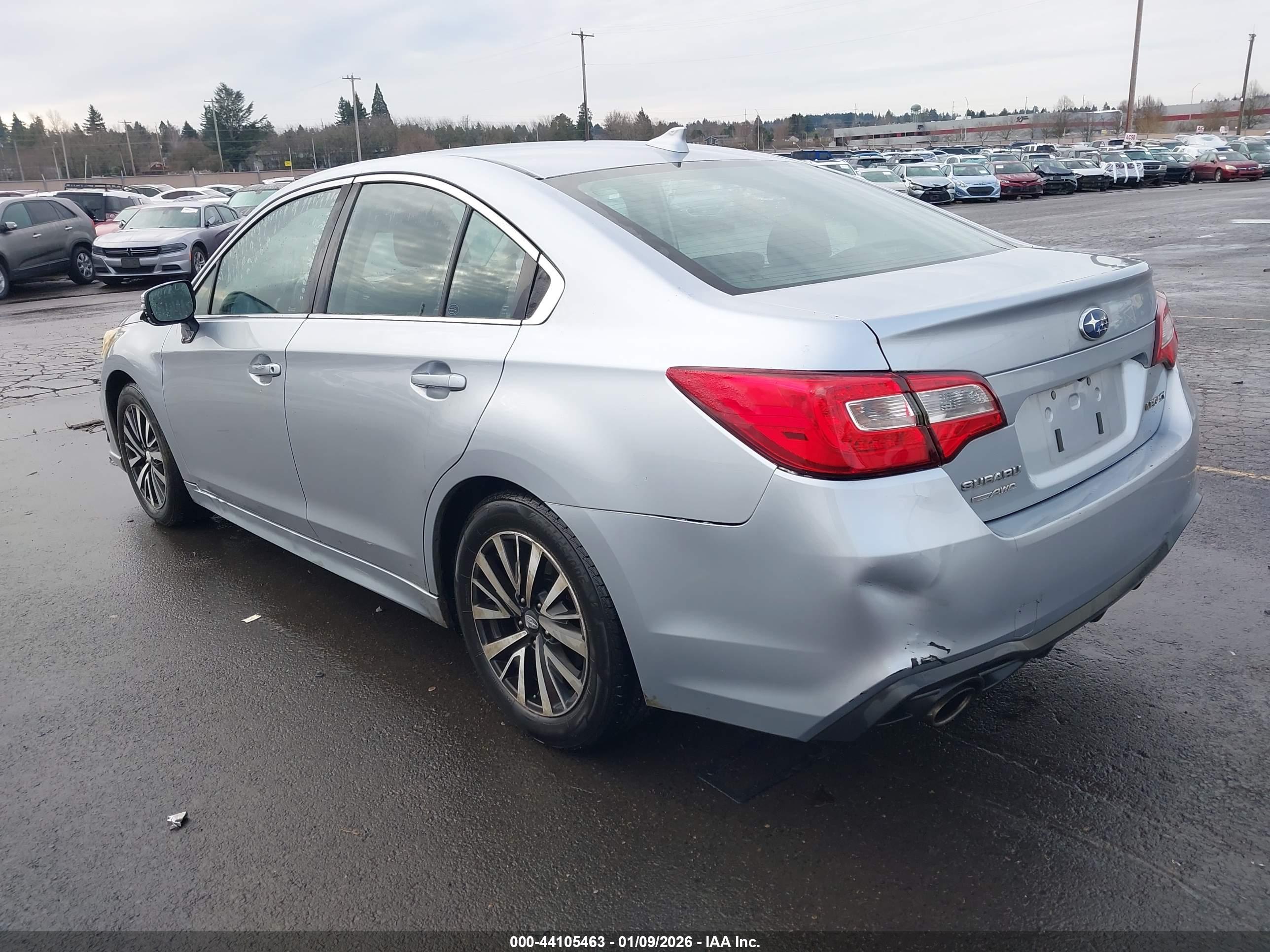 SUBARU LEGACY image 3
