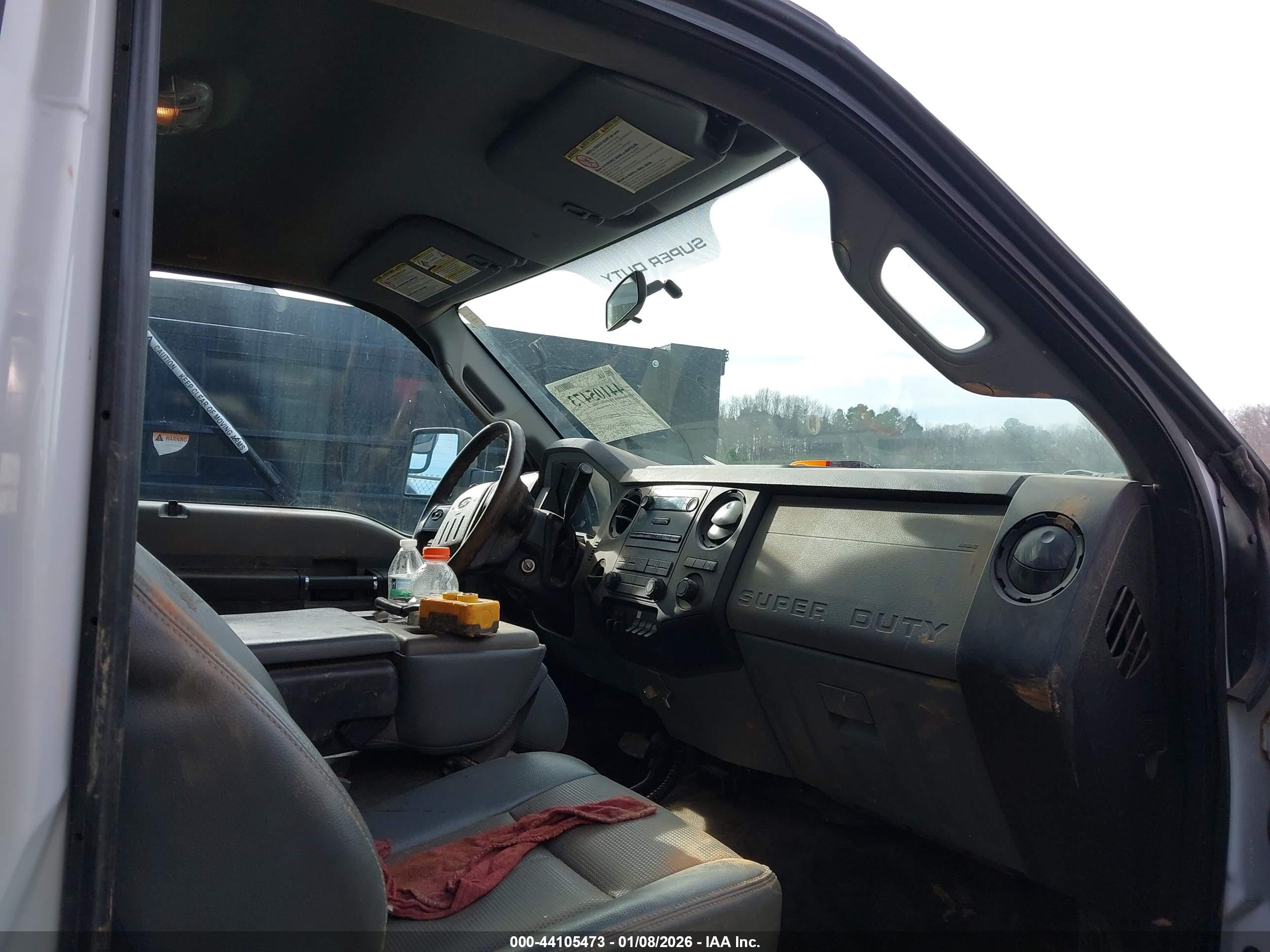 FORD F-450 image 5