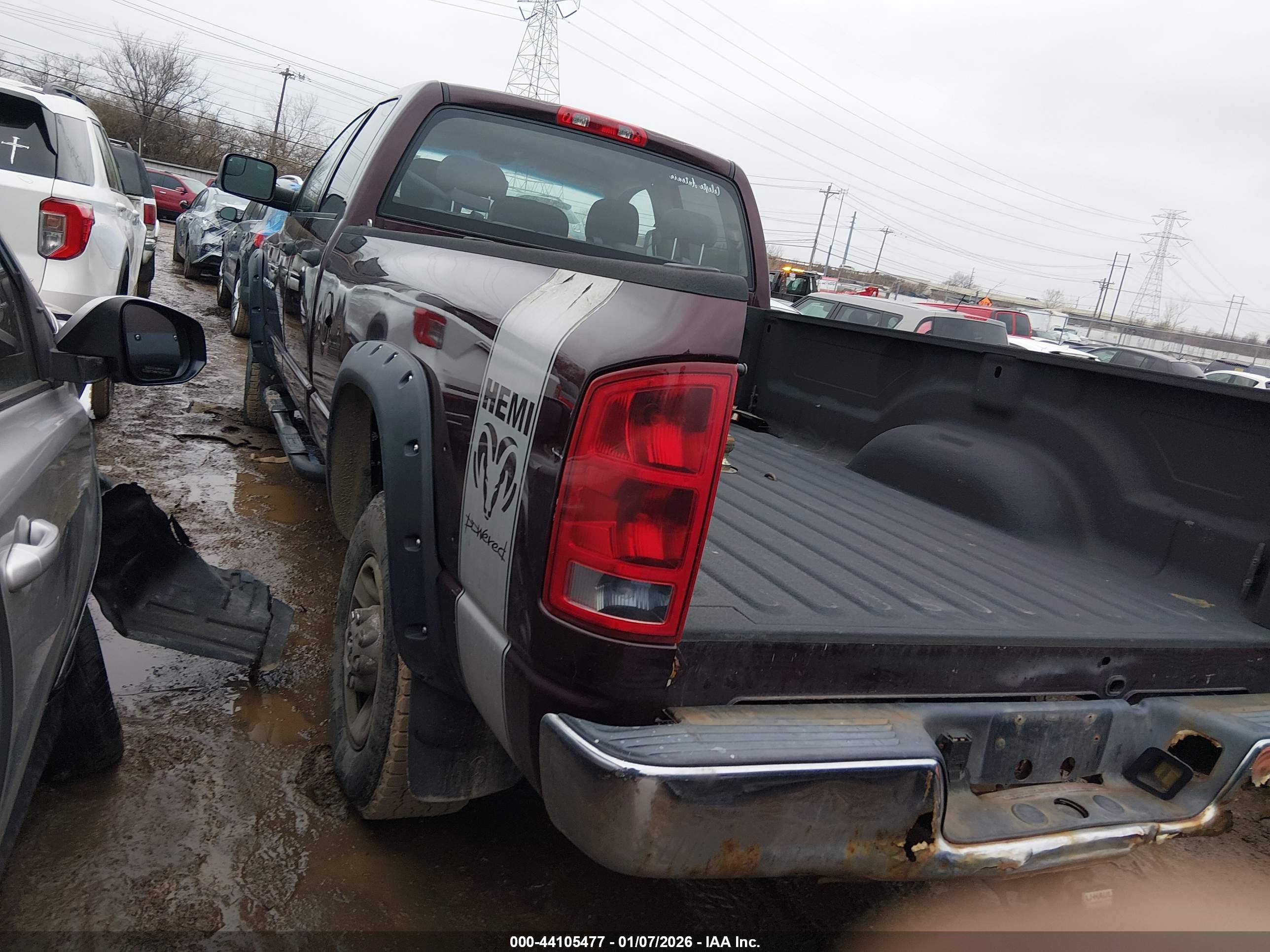DODGE RAM image 3