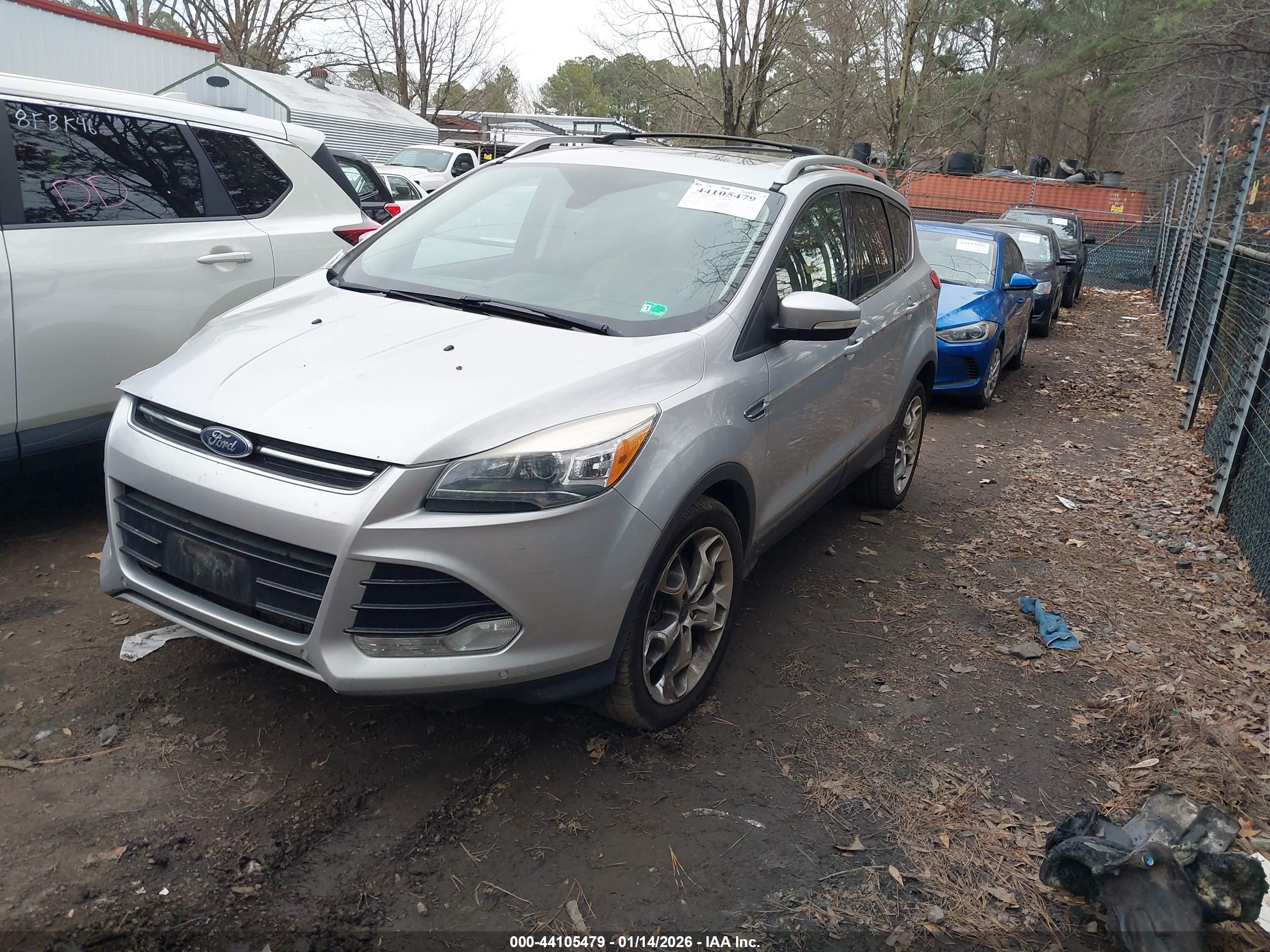 FORD ESCAPE image 2