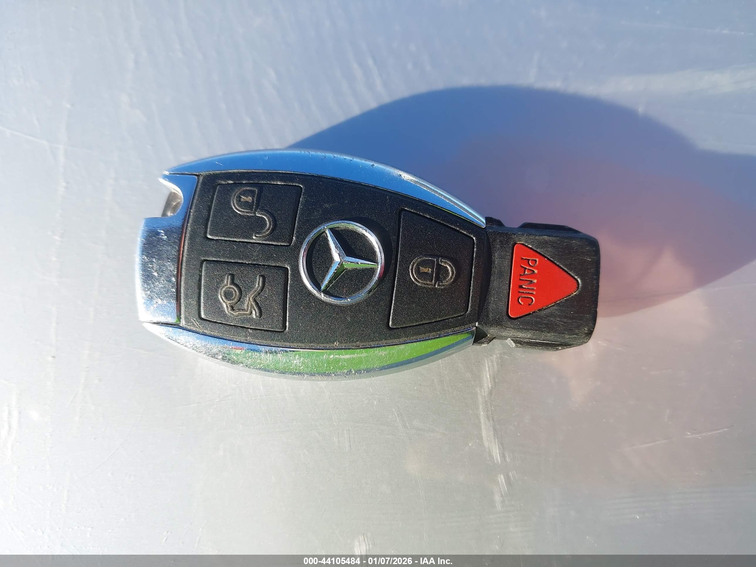 MERCEDES-BENZ C image 11