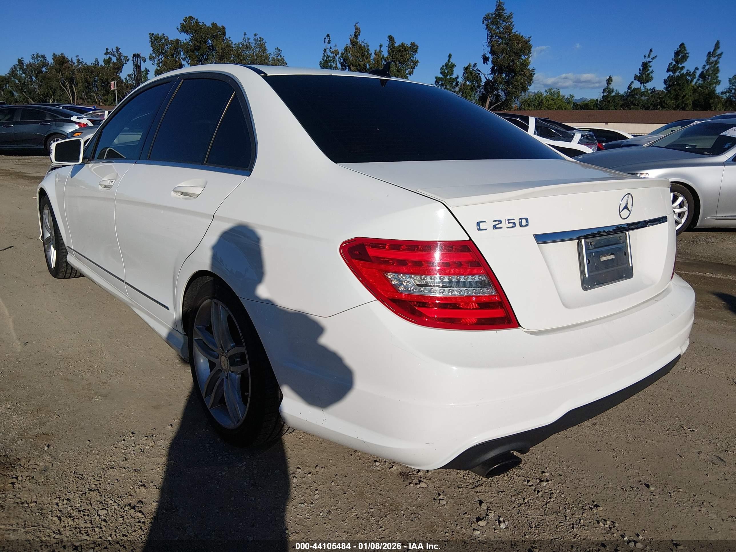 MERCEDES-BENZ C image 3