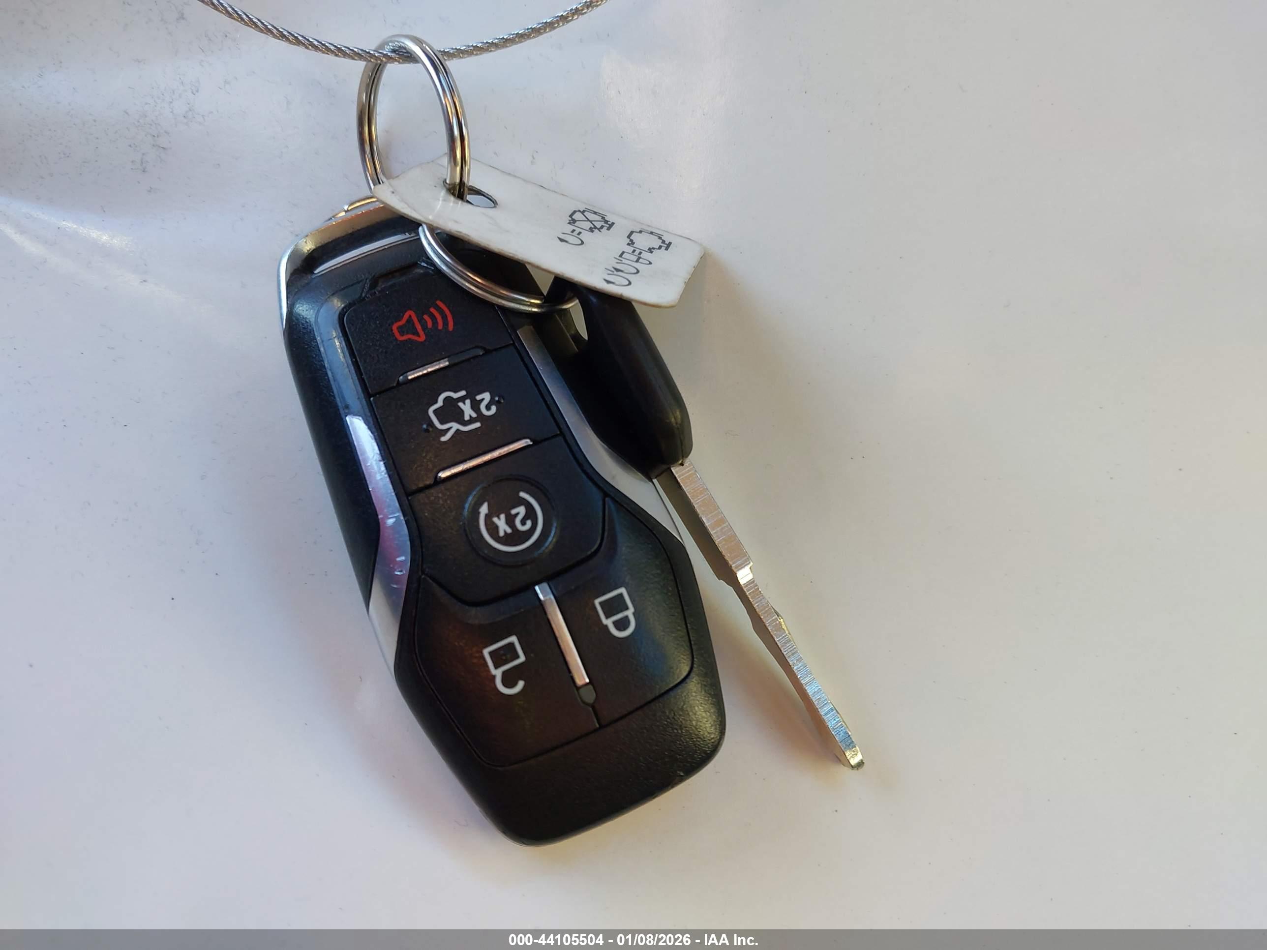 FORD FUSION image 11